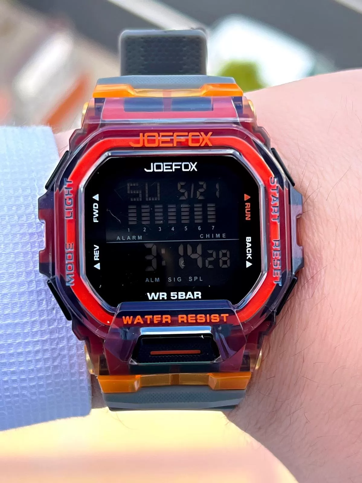 Joefox G-SHOCK Kasa Çok Renkli Digital 5Atm Suya Dayanıklı 2 Yıl Garantili Spor Kol Saati J-GS06