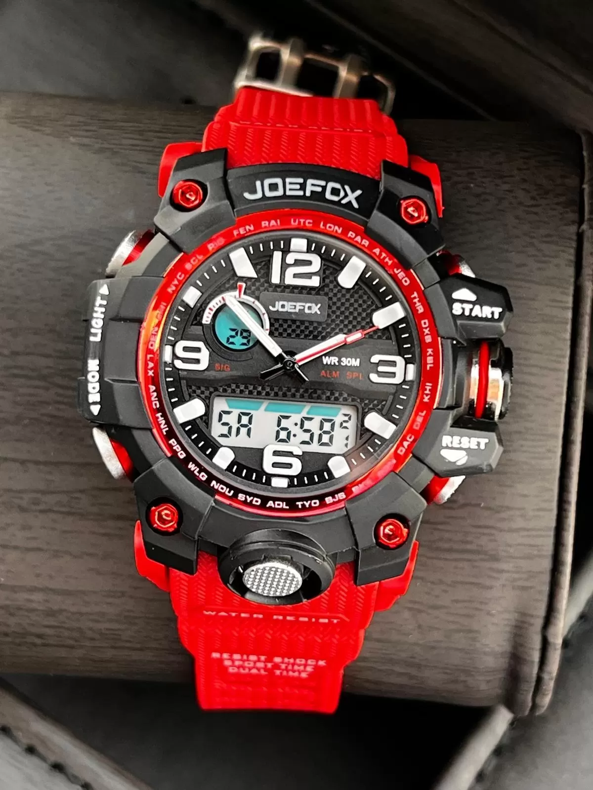 Joefox Küçük Kasa Digital Ve Analog 2 Yıl Garantili Kronometre+Takvim+Alarm+Çoçuk Kol Saati JE.CBK19