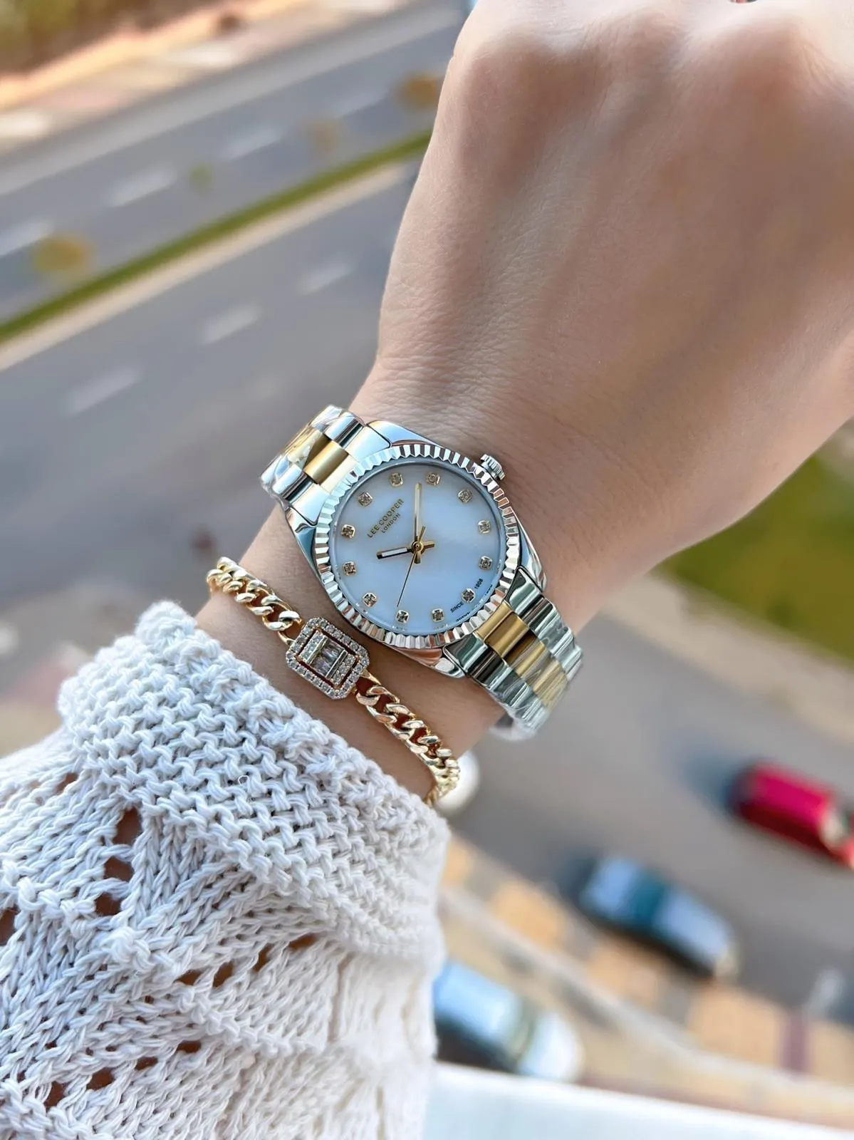 Lee Cooper Çelik Kordonlu 3 Atm Suya Dayanıklı 2 Yıl Garantili Kadın Kol Saati BC.08212.220