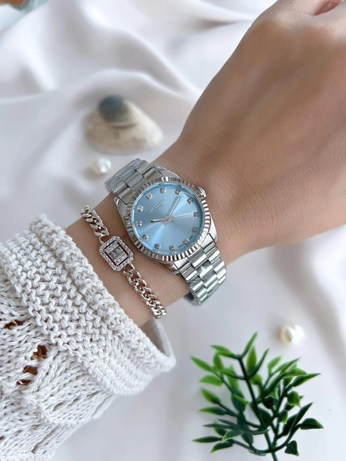 Lee Cooper Çelik Kordonlu 3 Atm Suya Dayanıklı Kadın Kol Saati VS.BLKT.0643