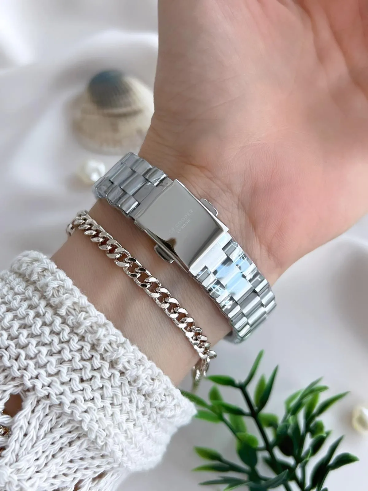 Lee Cooper Çelik Kordonlu 3 Atm Suya Dayanıklı Kadın Kol Saati VS.BLKT.0643