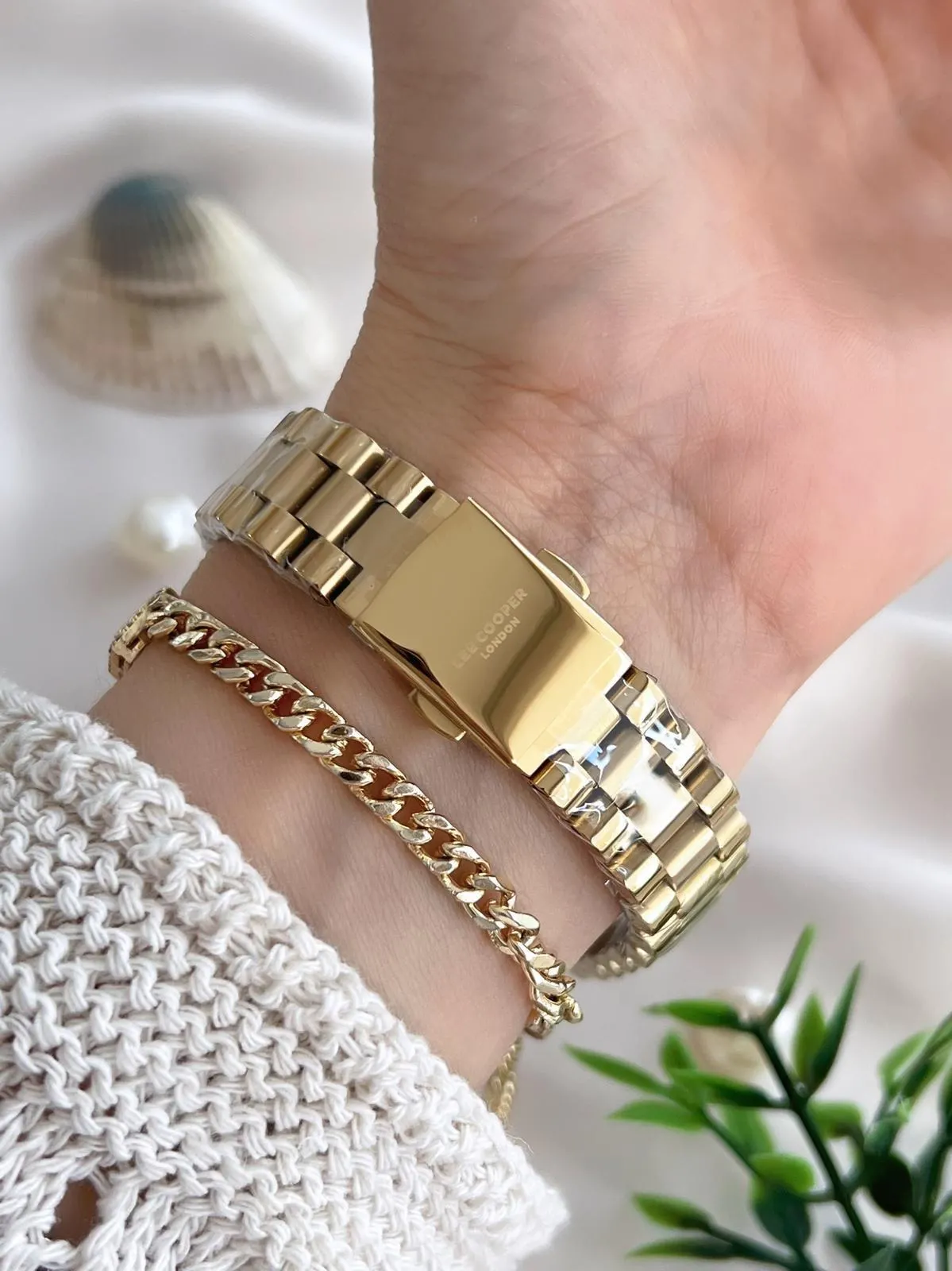 Lee Cooper Çelik Kordonlu 3 Atm Suya Dayanıklı Kadın Kol Saati VS.BLKT.0645