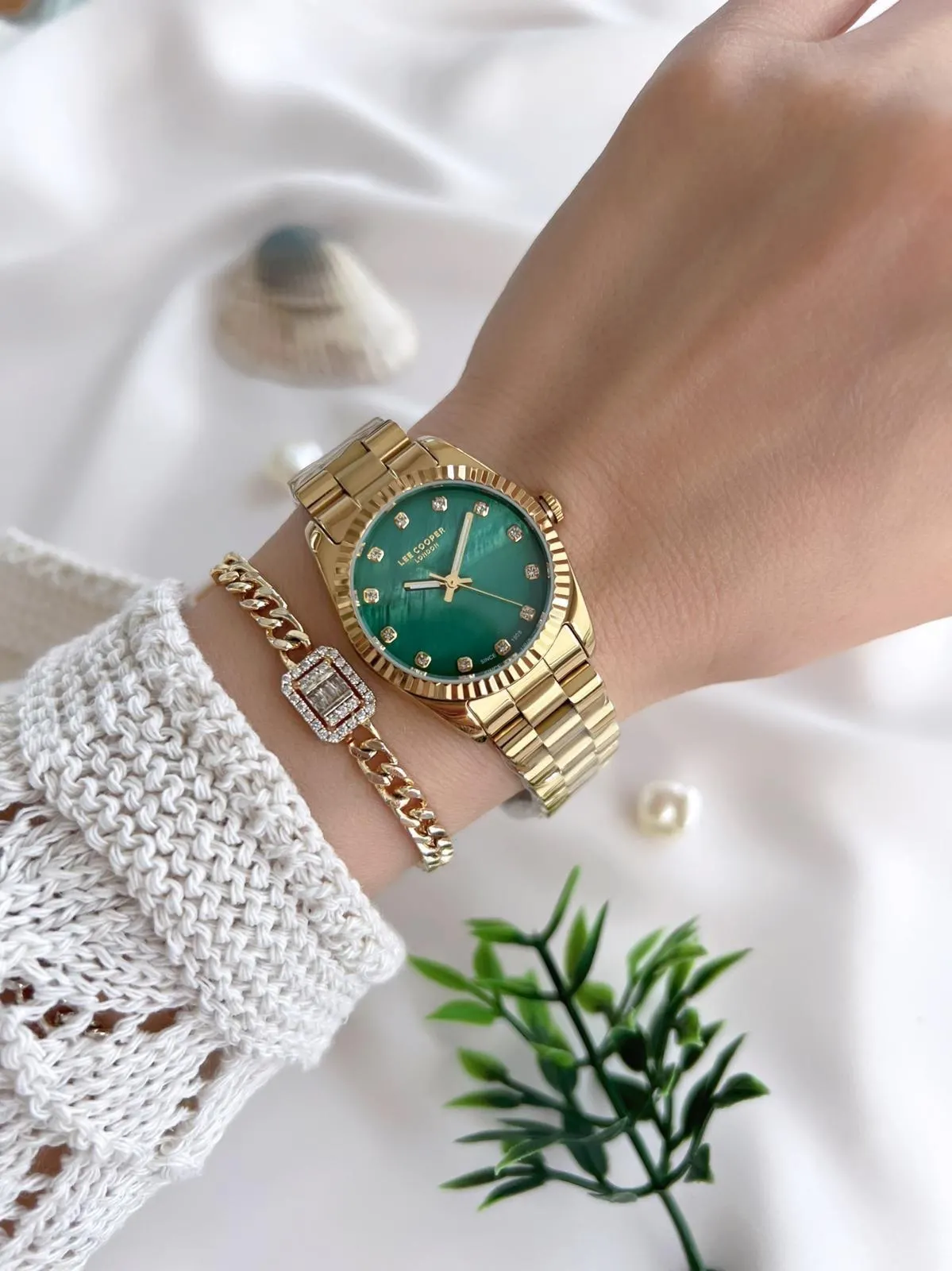 Lee Cooper Çelik Kordonlu 3 Atm Suya Dayanıklı Kadın Kol Saati VS.BLKT.0646