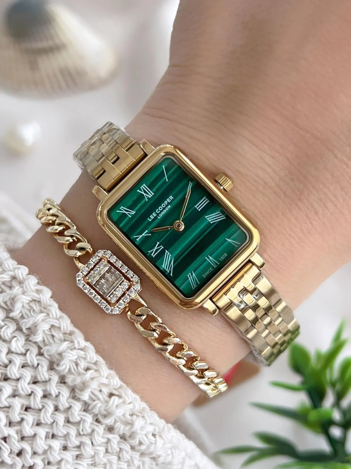 Lee Cooper Çelik Kordonlu 3 Atm Suya Dayanıklı Kadın Kol Saati VS.BLKT.0647