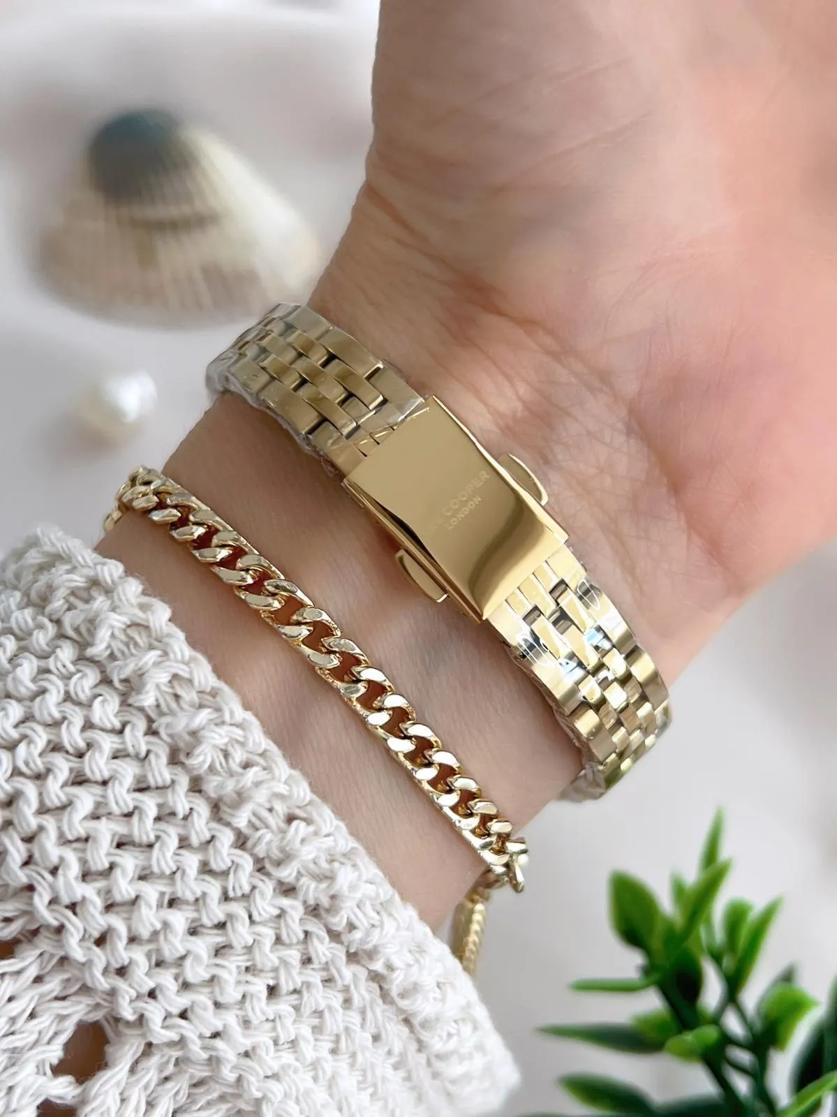 Lee Cooper Çelik Kordonlu 3 Atm Suya Dayanıklı Kadın Kol Saati VS.BLKT.0647