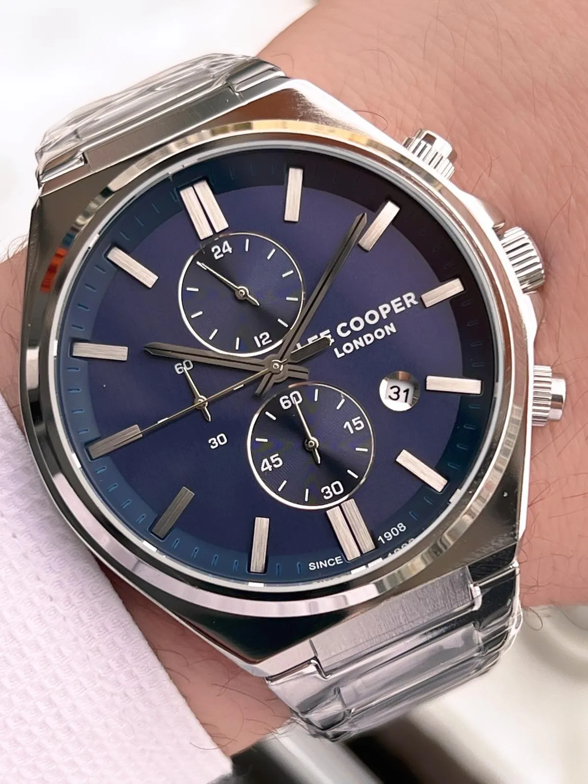 Lee Cooper İtalyan Tasarım Bileklik Hediyeli 2 Yıl Garantili 5 Atm Erkek Kol Saati ELC.07835.390