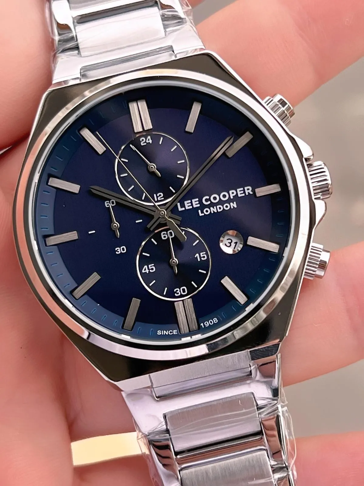 Lee Cooper İtalyan Tasarım Bileklik Hediyeli 2 Yıl Garantili 5 Atm Erkek Kol Saati ELC.07835.390