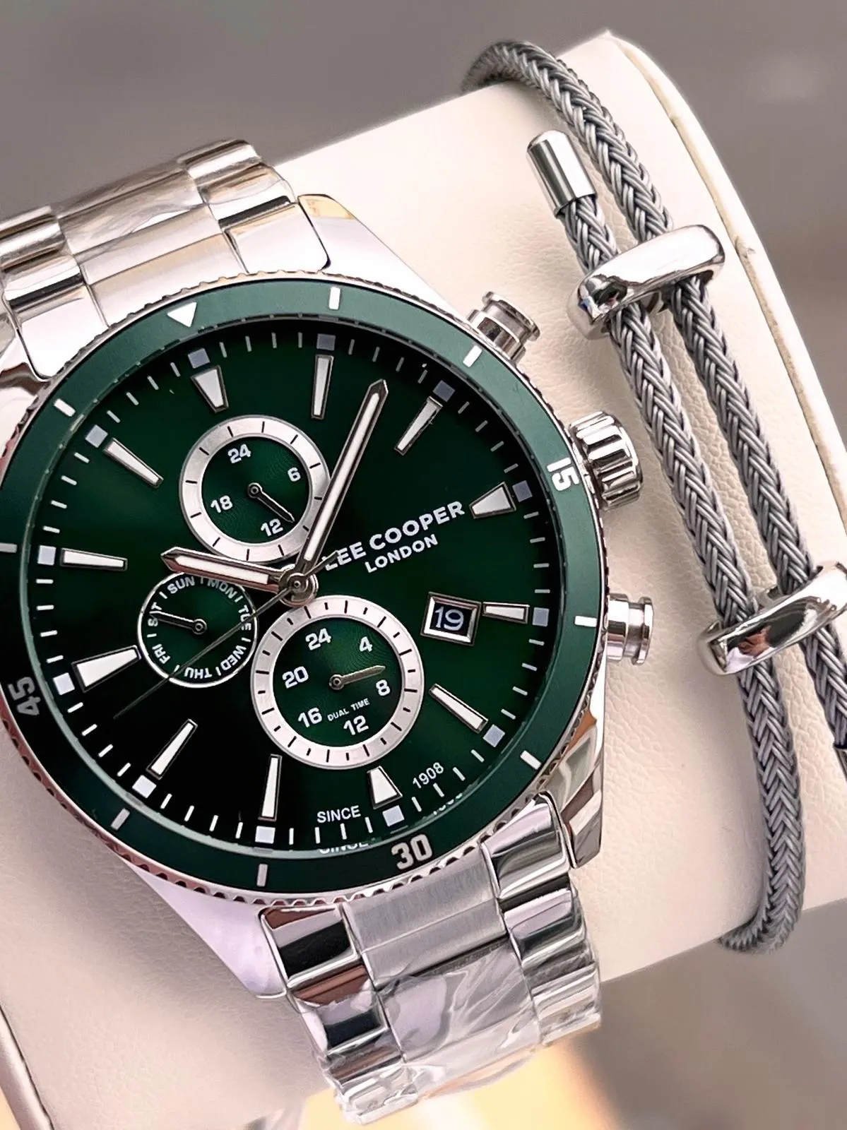 Lee Cooper İtalyan Tasarım Bileklik Hediyeli 2 Yıl Garantili 5 Atm Erkek Kol Saati ELC.08326.370