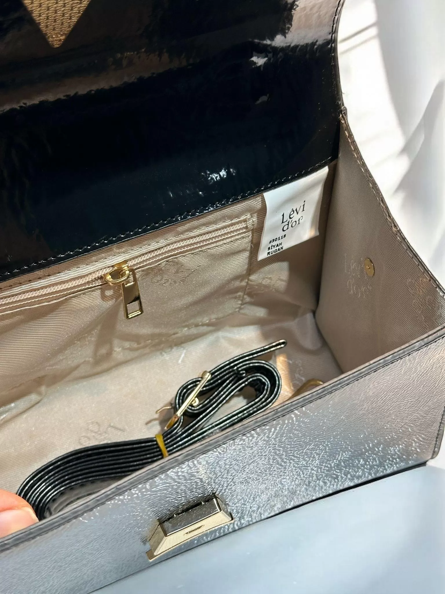 Levidor Özel Renk El Ve Kol Çantası Olarak Tasarlanmış Suni Deri Bayan Omuz Çantası 930118.SYHRGN