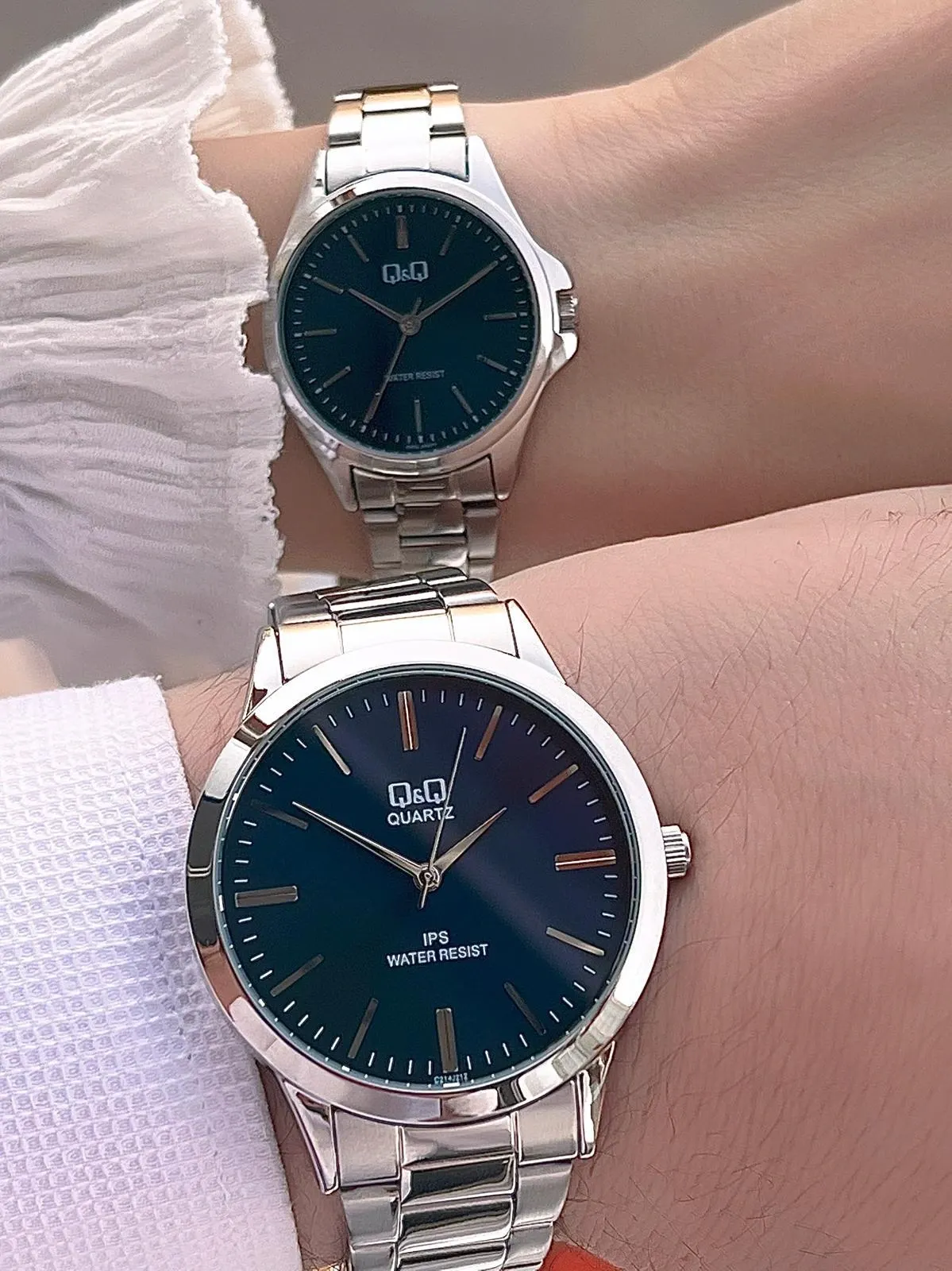 Q&Q Çelik Kordon 2 Yıl Garantili 3 Atm Suya Dayanıklı Sevgili Ve Ciftlere Özel Kol Saati QQ.CF001.4