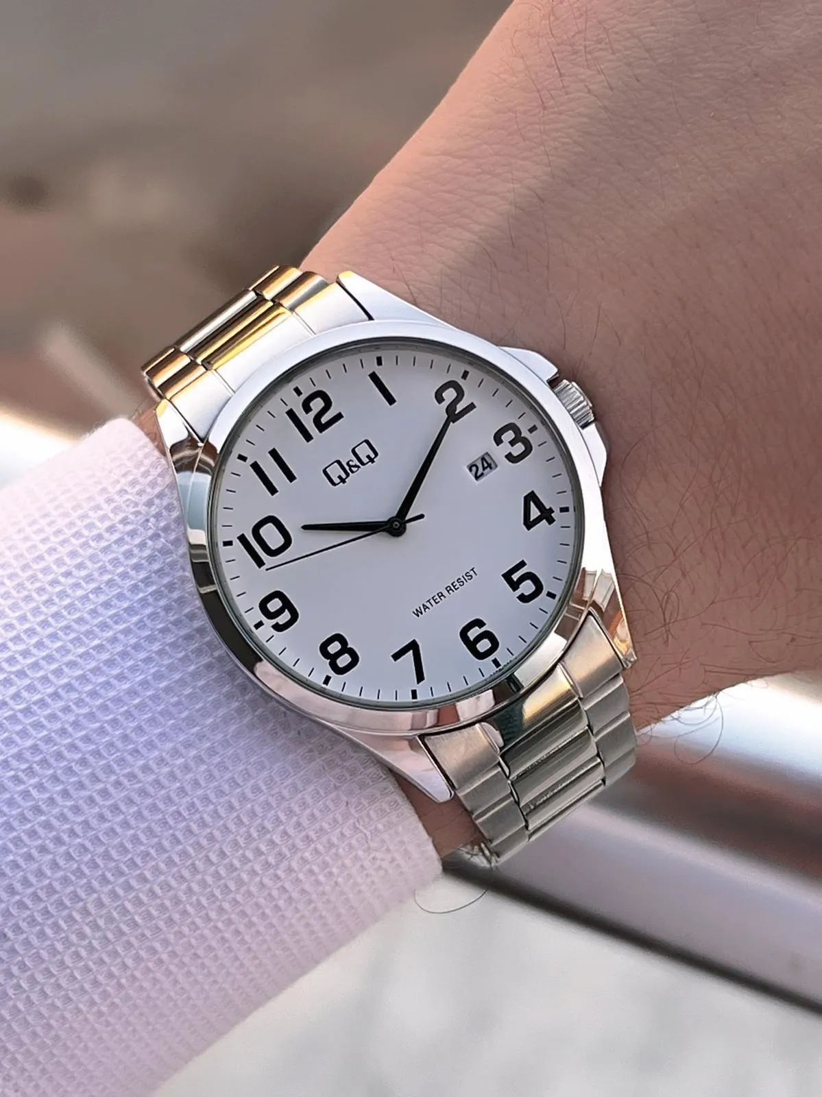 Q&Q Çelik Kordon Takvimli Kadran 2 Yıl Garantili 3 Atm Suya Dayanıklı Erkek Kol Saati QQ.E2004.A1