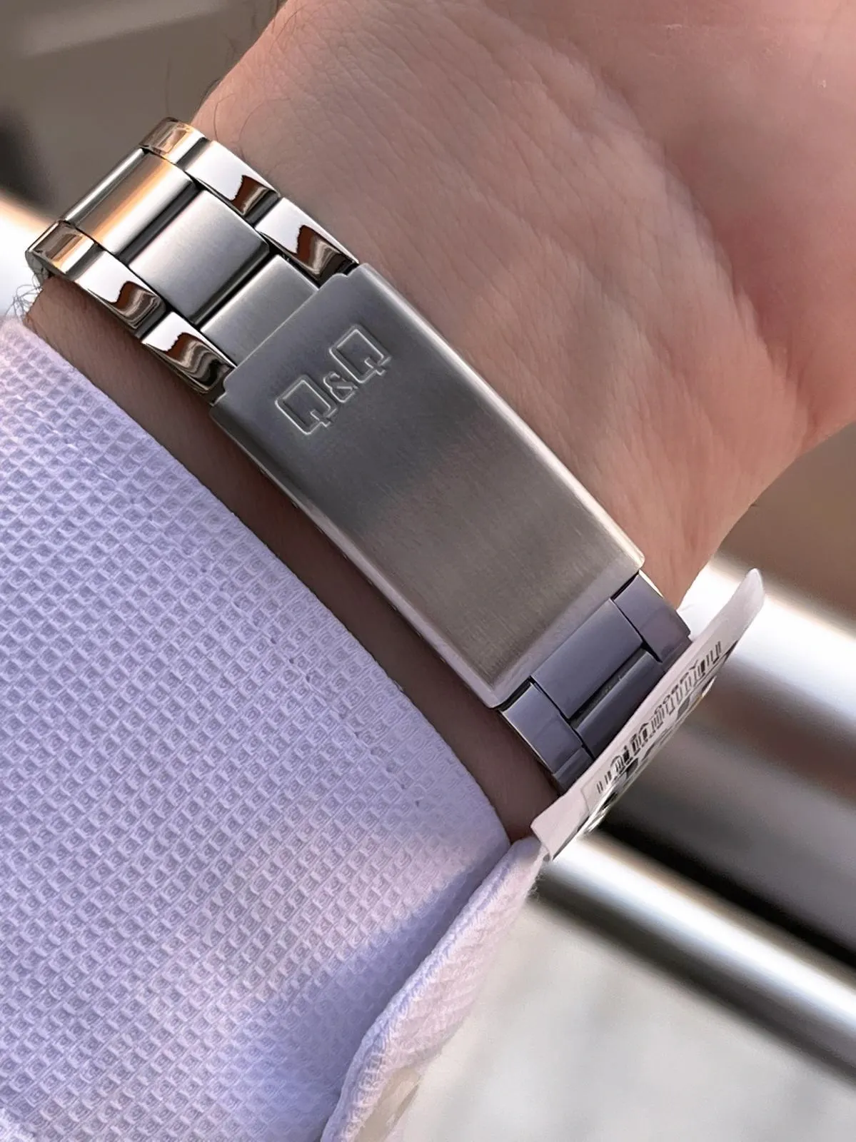 Q&Q Gün Fonksiyonlu Kadran Çelik Kordon 2 Yıl Garantili 3 Atm Suya Dayanıklı Erkek Kol Saati Q003.A1