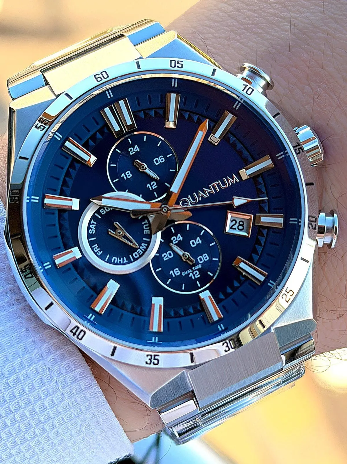 Quantum 2 Yıl Garantili 100 Mt Suya Dayanıklı+ Bileklik Hediyeli Komple Çelik Kararma Renk Atma Yapmaz Erkek Kol Saati VS.BLKT.0781