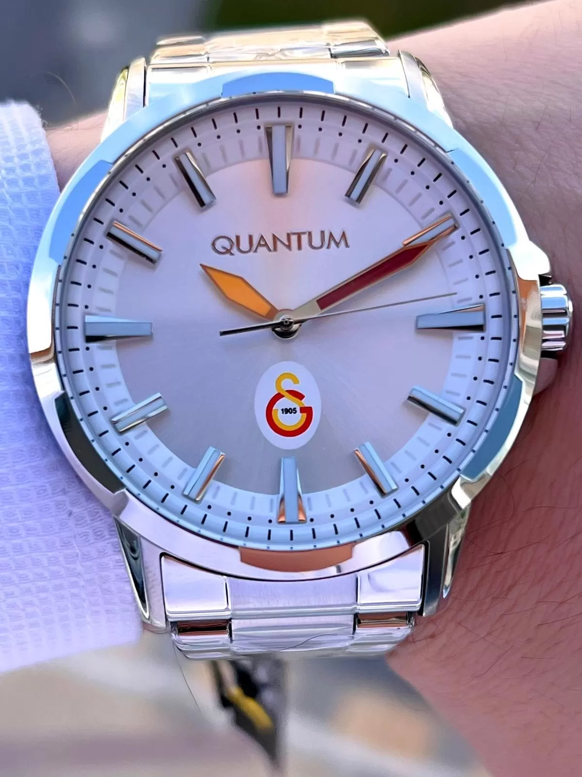 Quantum Galatasaraylı Lisanslı Kasa Ve Kordon Çelik 2 Yıl Garantili Taraftar Kol Saat GS.1905.330
