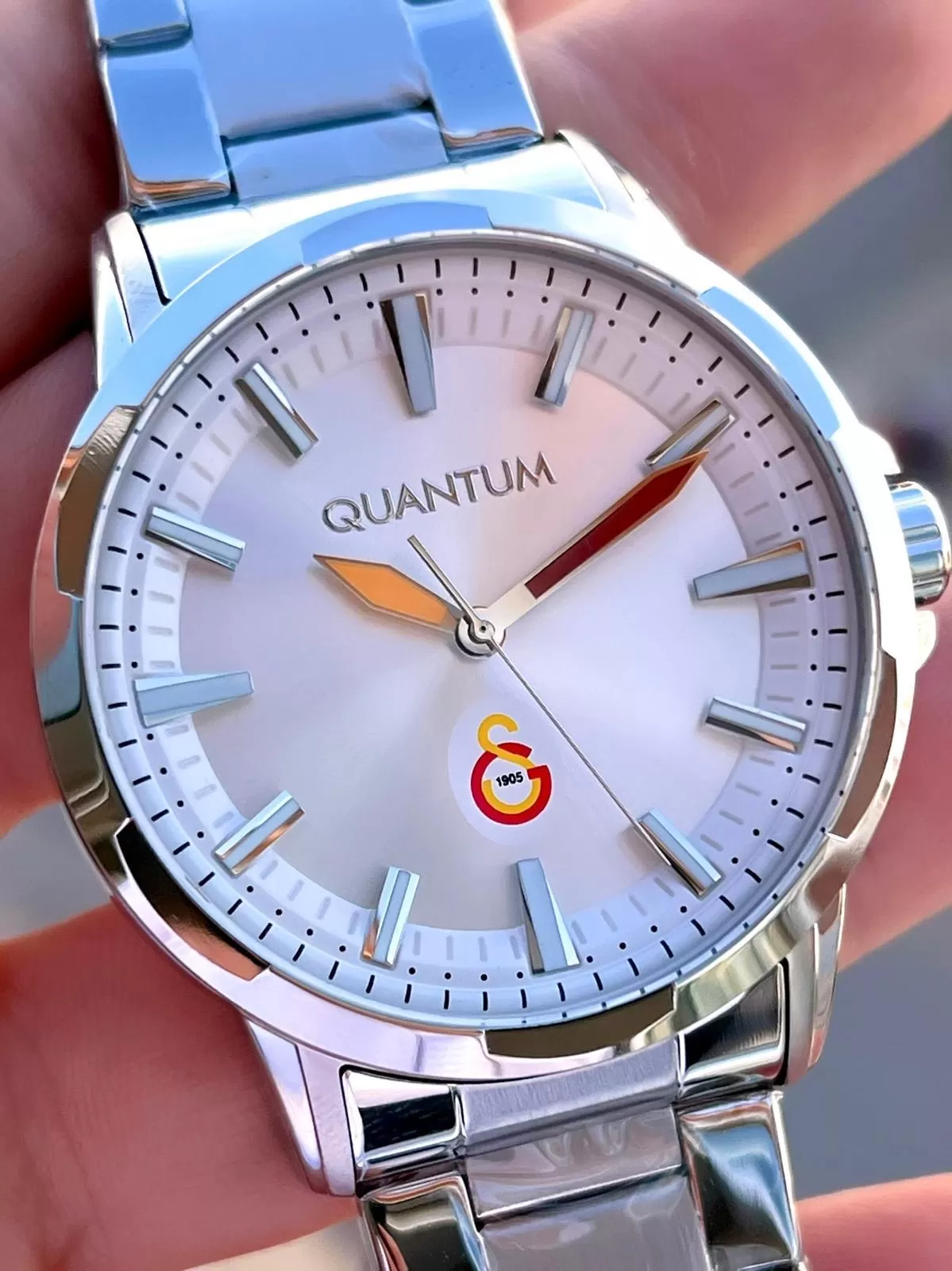 Quantum Galatasaraylı Lisanslı Kasa Ve Kordon Çelik 2 Yıl Garantili Taraftar Kol Saat GS.1905.330