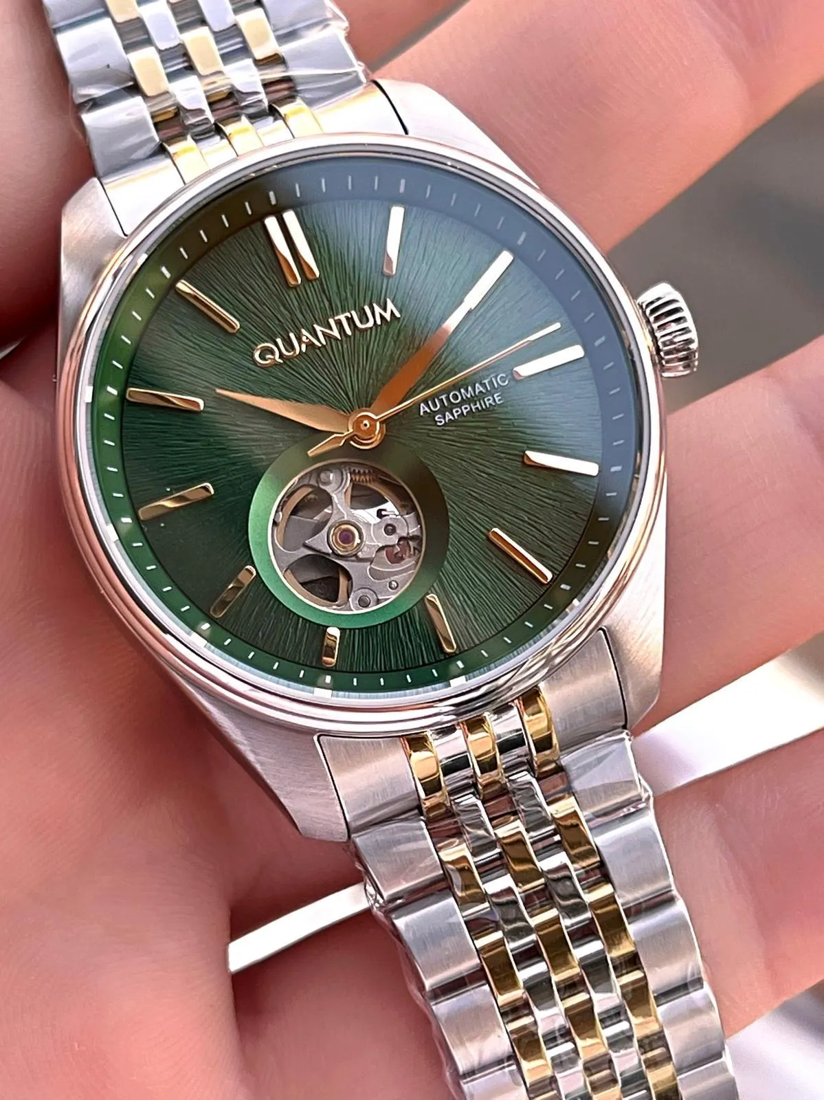 Quantum Otomatik Mekanizma Sapphire Cizilmez Cam Çelik Kordon 10 Atm Erkek Kol Saat EMG.1207.270