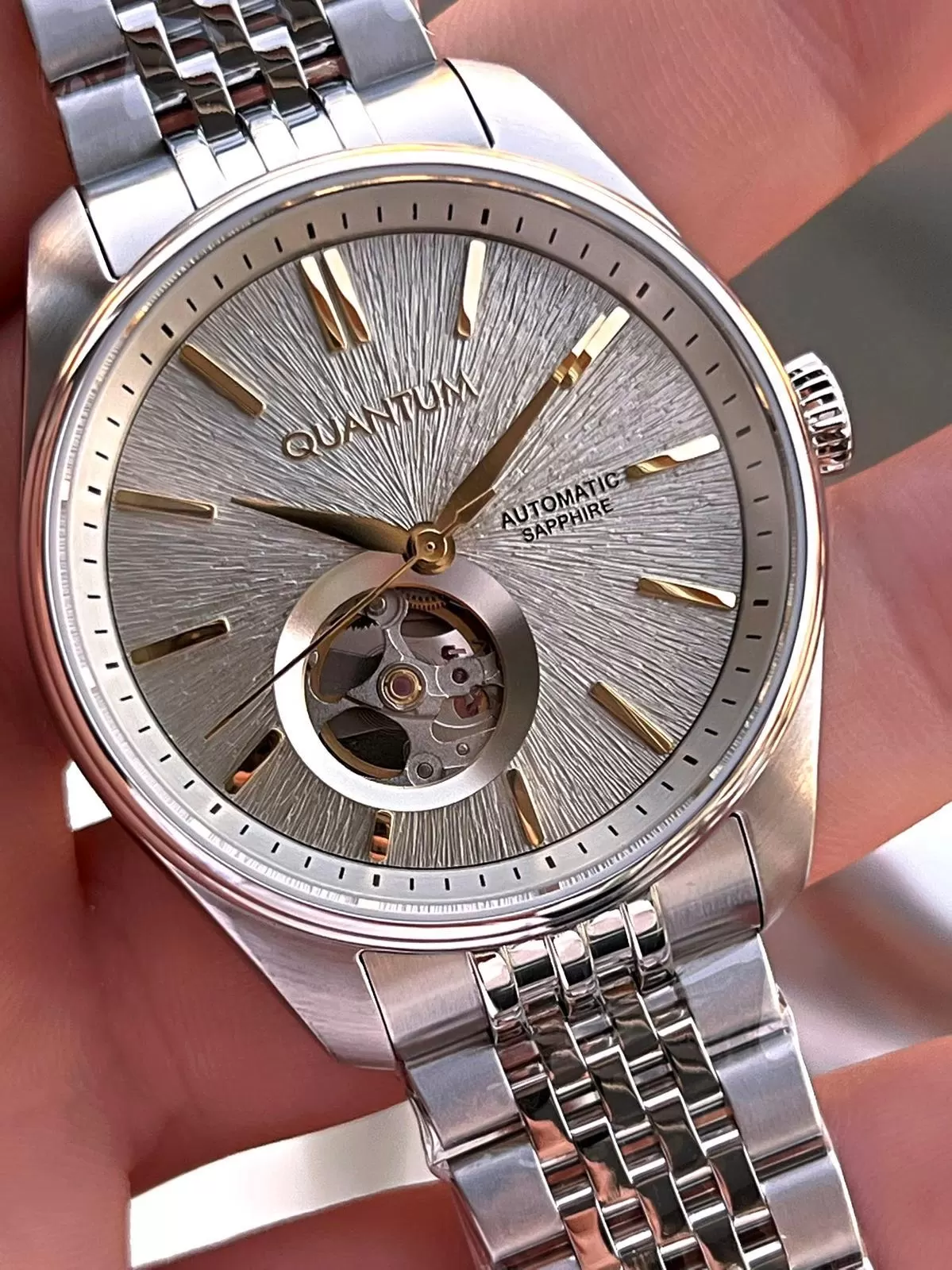 Quantum Otomatik Mekanizma Sapphire Cizilmez Cam Çelik Kordon 10 Atm Erkek Kol Saat EMG.1207.570