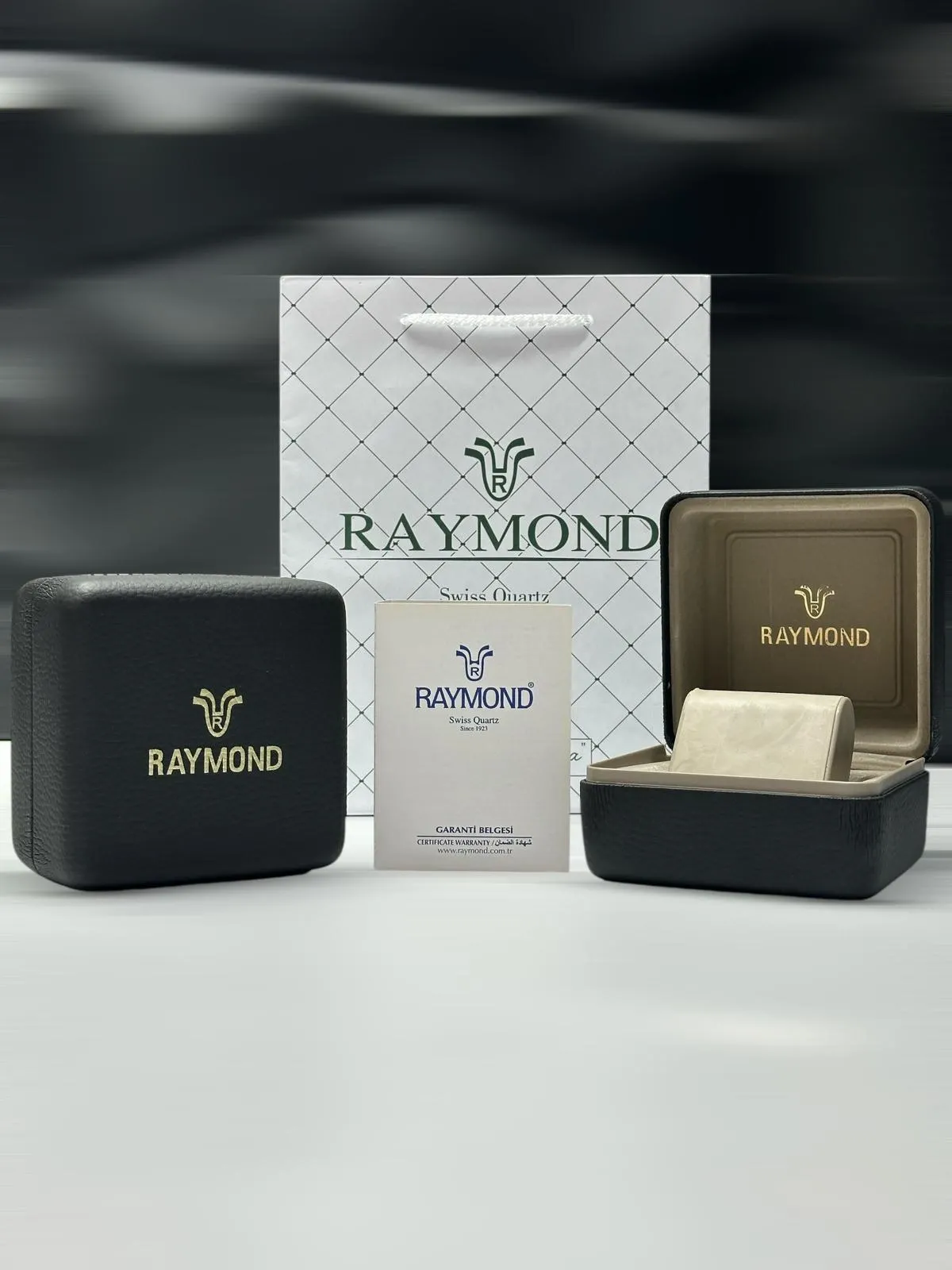 Raymond 2 Yıl Garantili Çelik Kasa Ve Kordon Kararma Renk Atma Yapmaz 5 Atm Kadın Kol Saati 211699.1