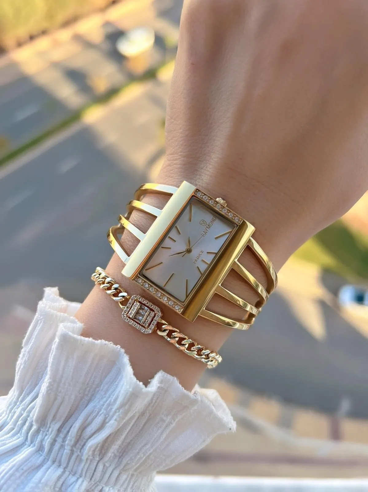 Raymond Kaburga Tasarım Çelik Kasa Ve Kordon Kararma Renk Atma Yapmaz 5 Atm Kadın Kol Saati 1142L.1