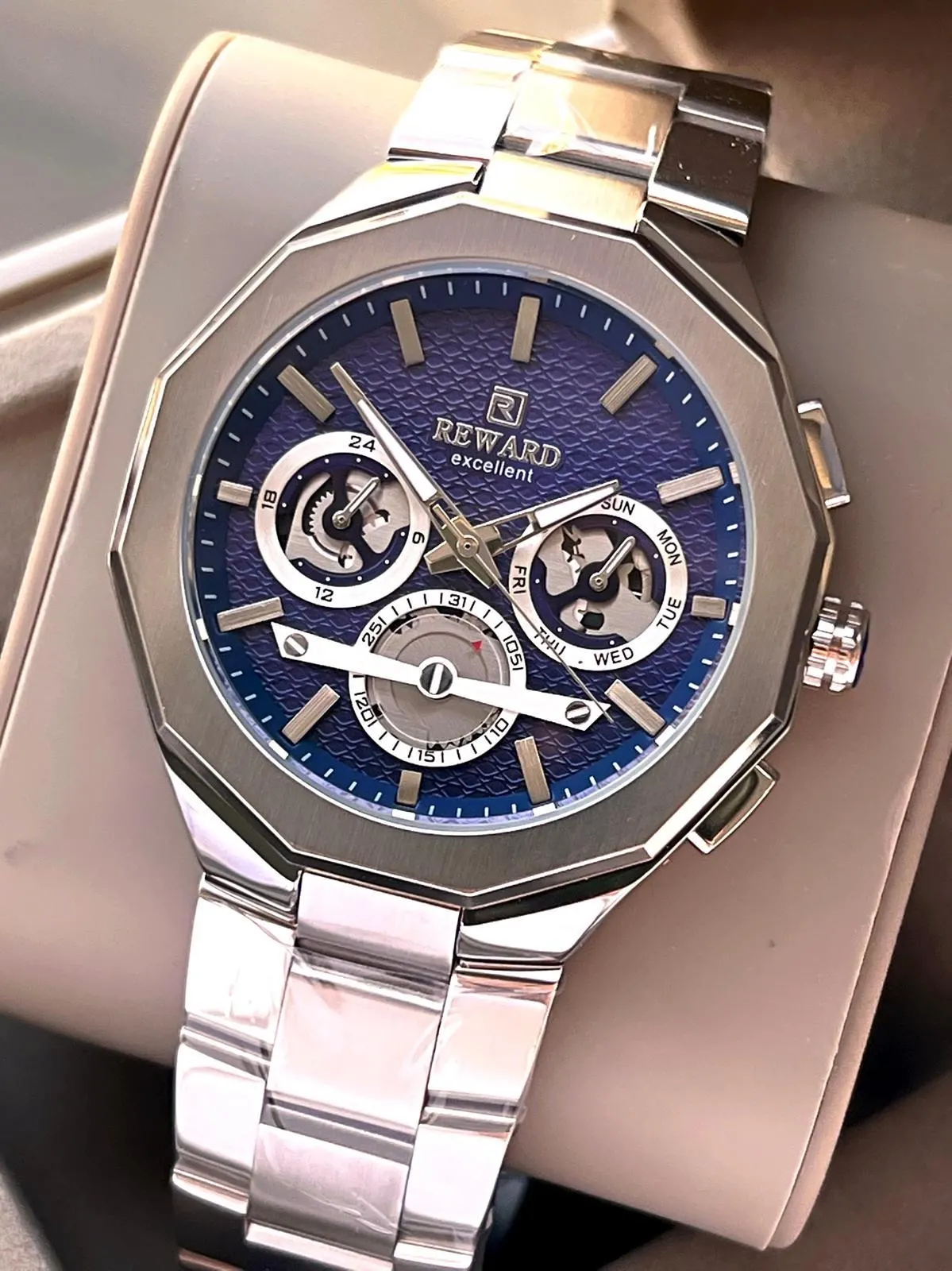 Reward Çelik Kordon 2 Yıl Garantili 5 Atm Suya Dayanıklı İç Fonksiyonları Aktif Erkek Kol Saati RE23