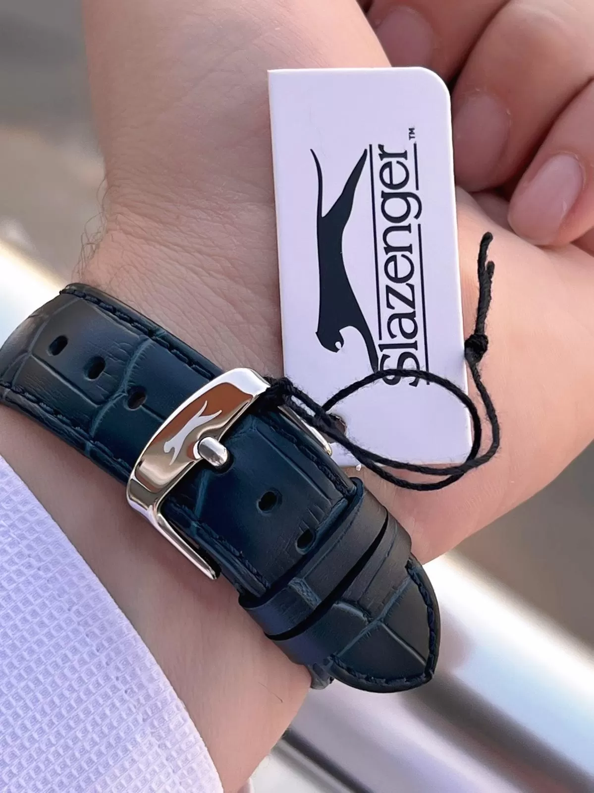 Slazenger Deri Kordon İç Fonksiyonları Aktif 10 Atm Suya Dayanıklı Erkek Kol Saati ESL.09.2481.2.02