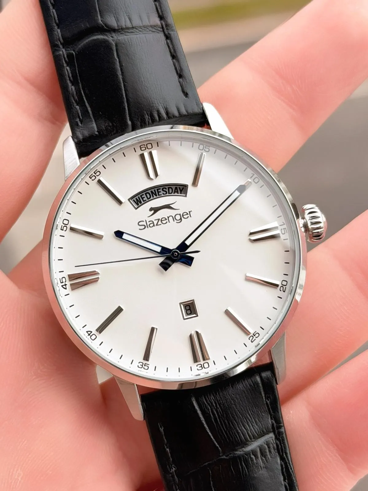 Slazenger Deri Kordon Takvimli Kadran 10 Atm Suya Dayanıklı 2 Yıl Garantili Erkek Kol Saati N2562.02