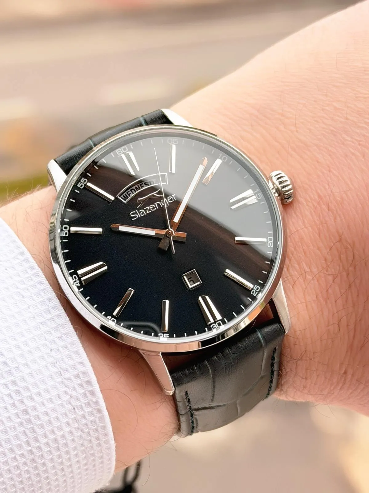 Slazenger Deri Kordon Takvimli Kadran 10 Atm Suya Dayanıklı 2 Yıl Garantili Erkek Kol Saati N2562.03