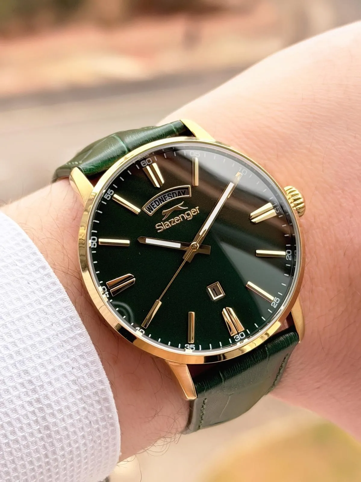 Slazenger Deri Kordon Takvimli Kadran 10 Atm Suya Dayanıklı 2 Yıl Garantili Erkek Kol Saati N2562.05