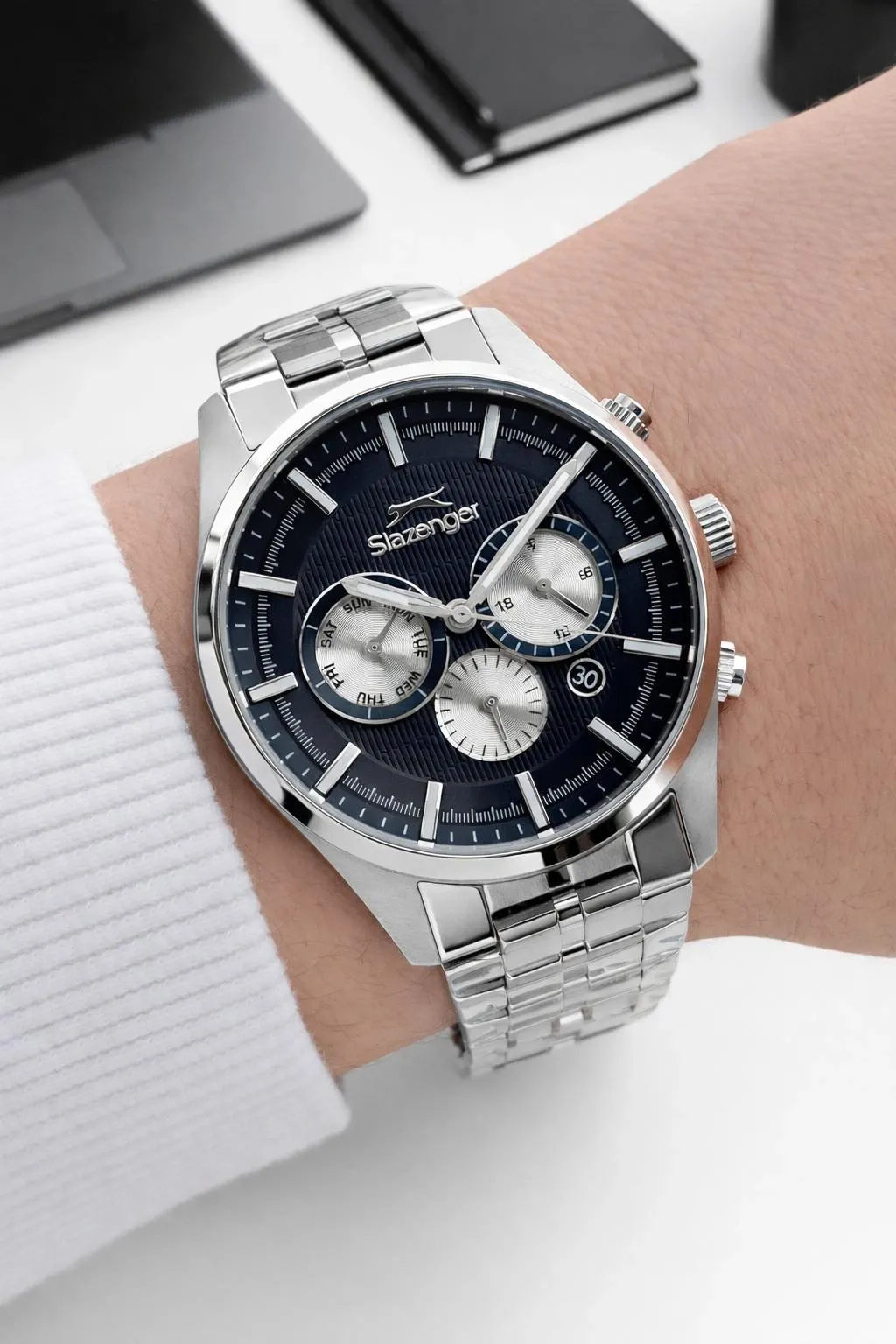 Slazenger İtalyan Tasarım Bileklik Hediyeli 2 Yıl Garantili 10 Atm Çelik Erkek Kol Saat ESL.2483.02