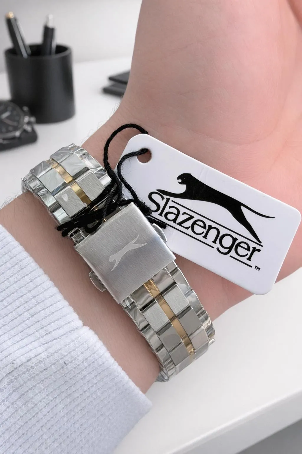 Slazenger İtalyan Tasarım Bileklik Hediyeli 2 Yıl Garantili 10 Atm Çelik Erkek Kol Saat ESL.2483.04