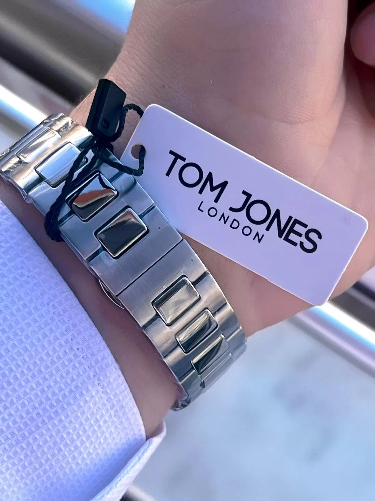 Tom Jones Çelik Kordon 3 Atm Suya Dayanıklı 2 Yıl Garantili Erkek Kol Saati+Bileklik TJE1.10044.3