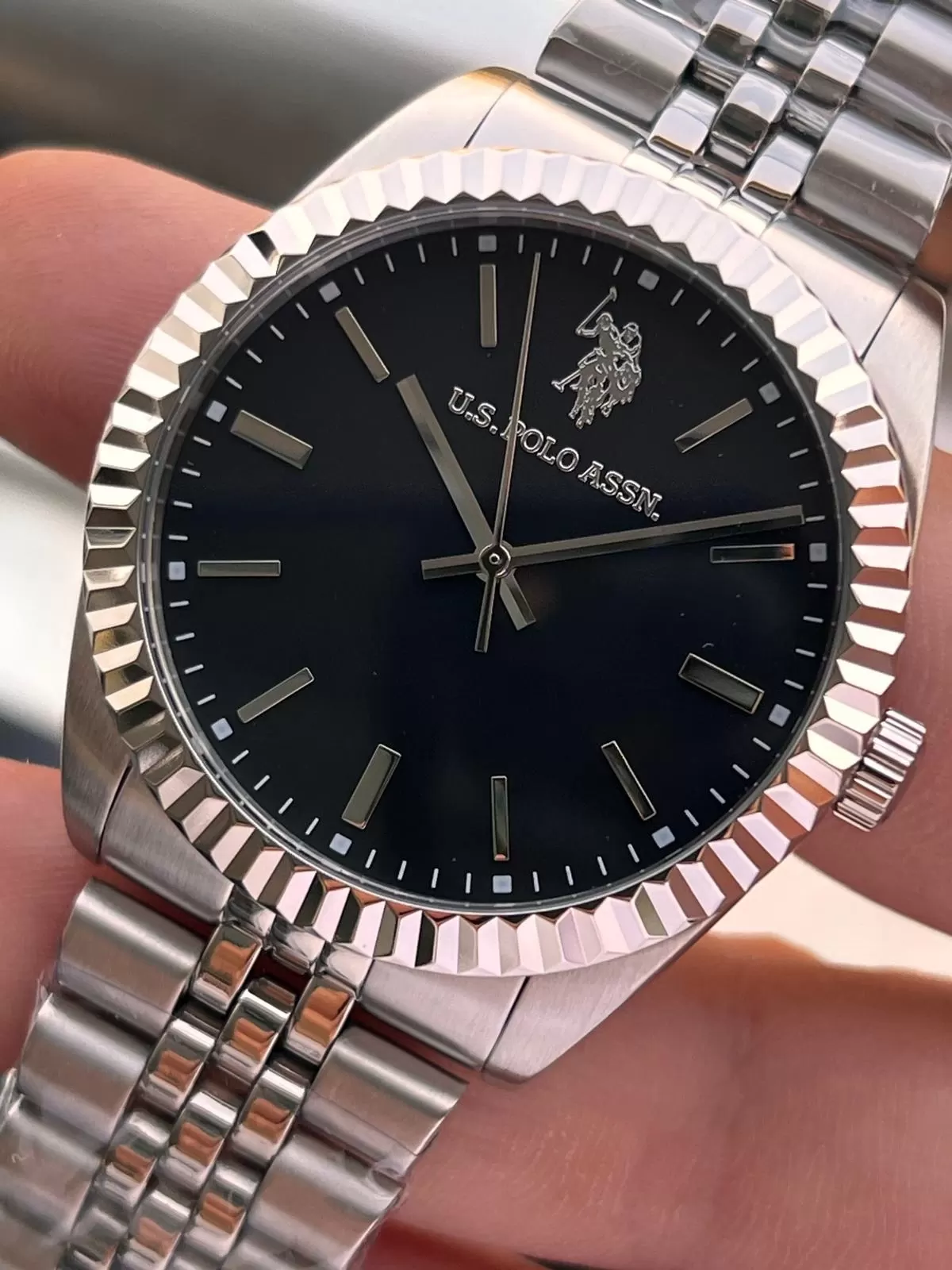 U.S.Polo Assn Çelik Kasa Ve Kordon 2 Yıl Garantili 5 Atm Suya Dayanıklı Erkek Kol Saati E.USP1111-05