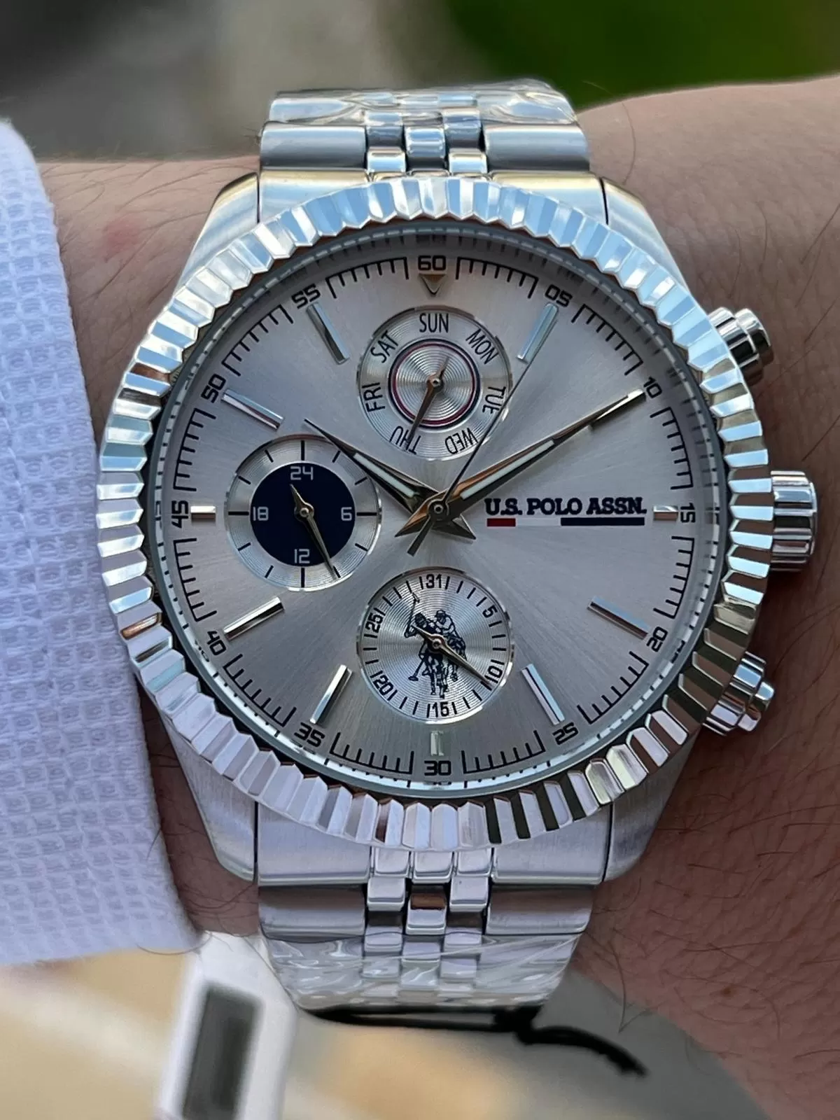 U.S.POLO ASSN Çelik Kordon İç Fonksiyonları Aktif 5 Atm Suya Dayanıklı Erkek Kol Saati USPA.1054.B01