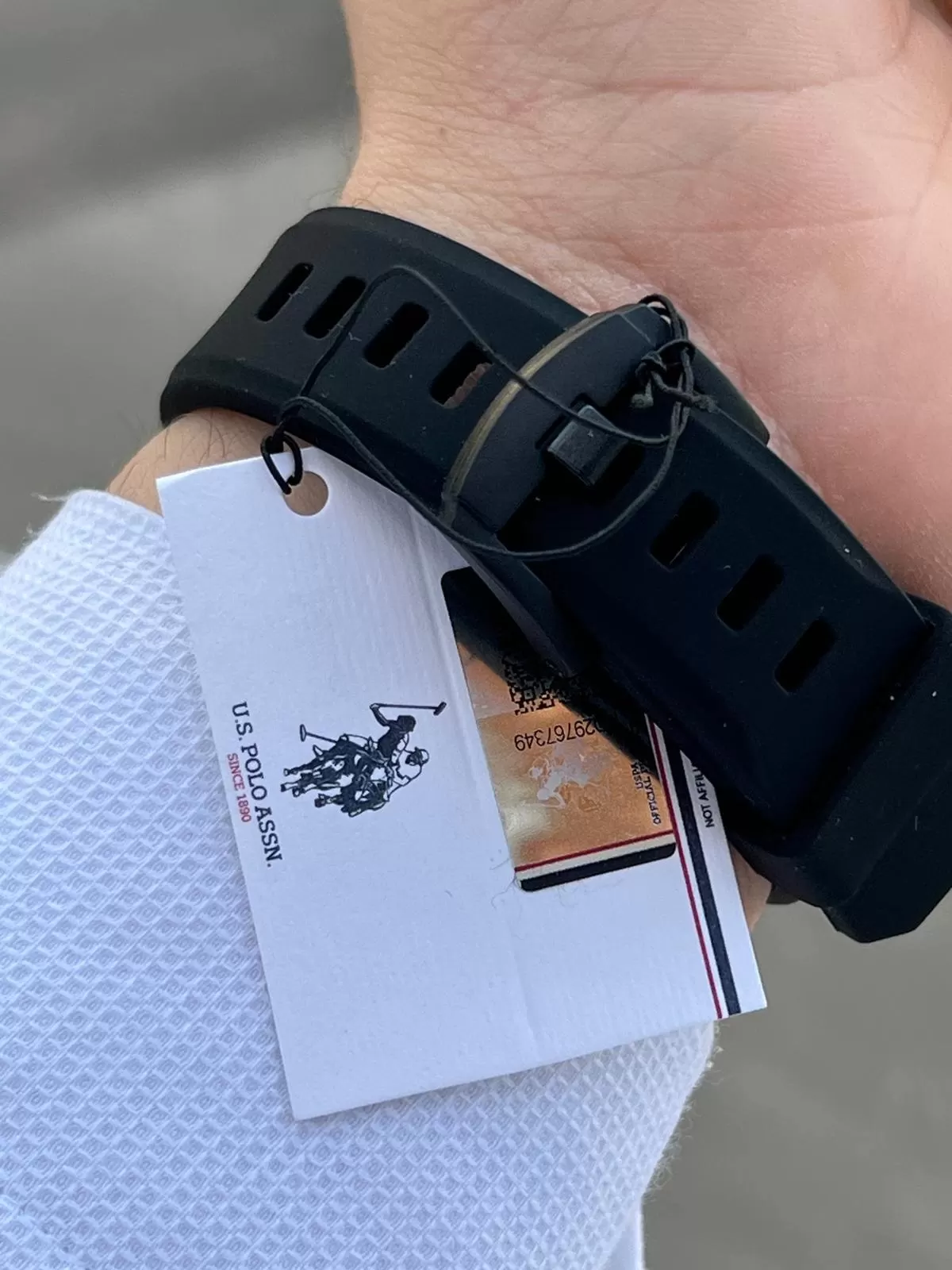 U.S.POLO ASSN Silikon Kordon 5 Atm Suya Dayanıklı Spor Erkek Kol Saati USPA.1022.B02