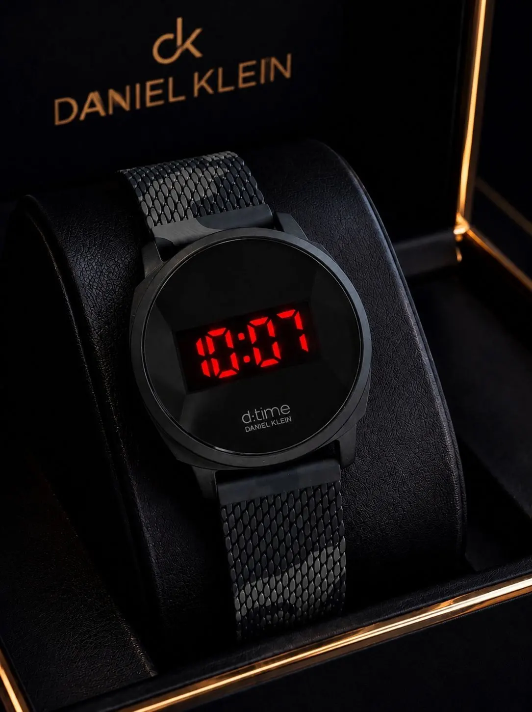 Daniel Klein D:time Serisi Dokunmatik Dijital Tasarım 2 Yıl Garantili 3 Atm Unisex Kol Saati DJT04