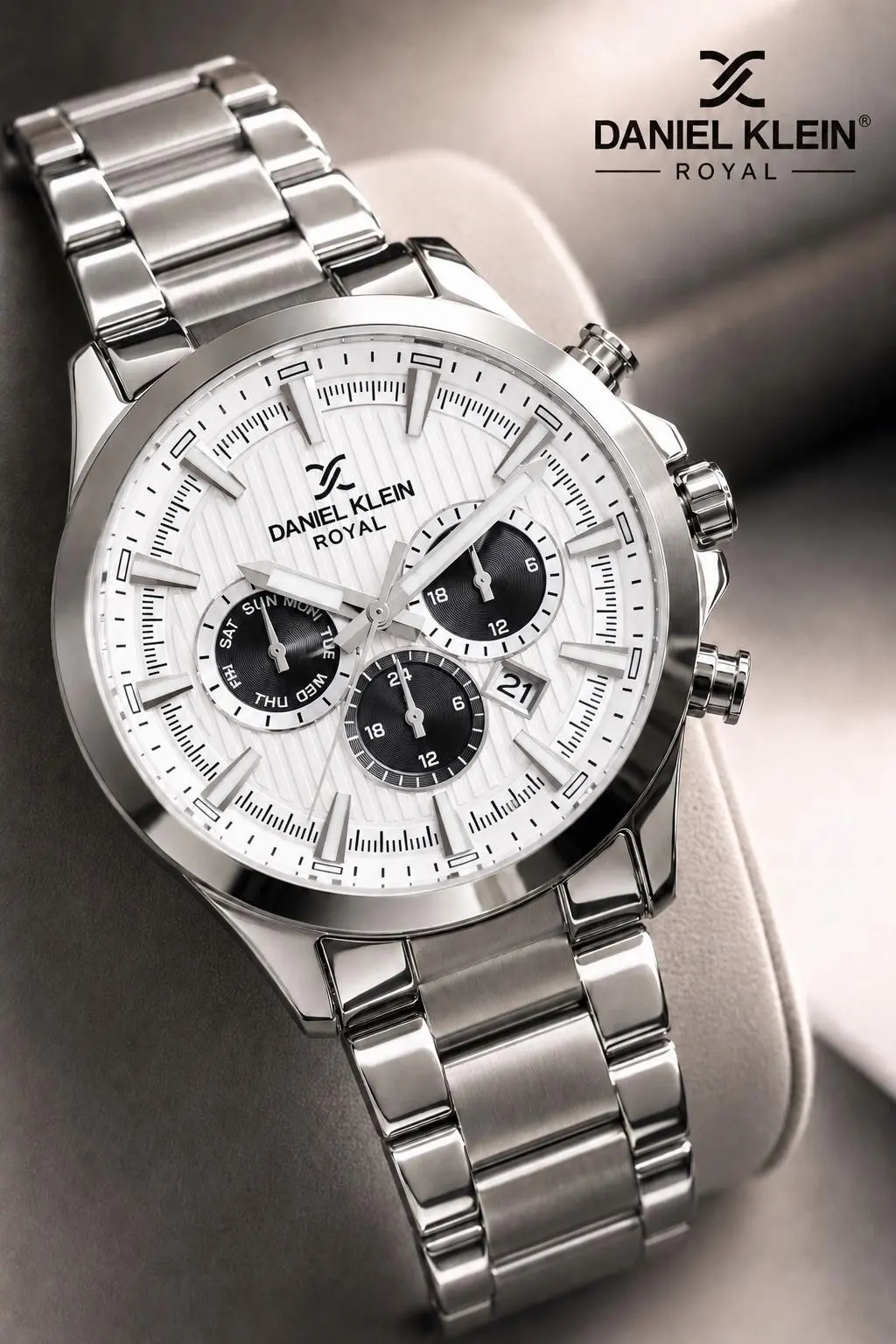 Daniel Klein Premium Çelik Kordon 2 Yıl Garantili 3 Atm Suya Dayanıklı Erkek Kol Saati EDK.R11095.1