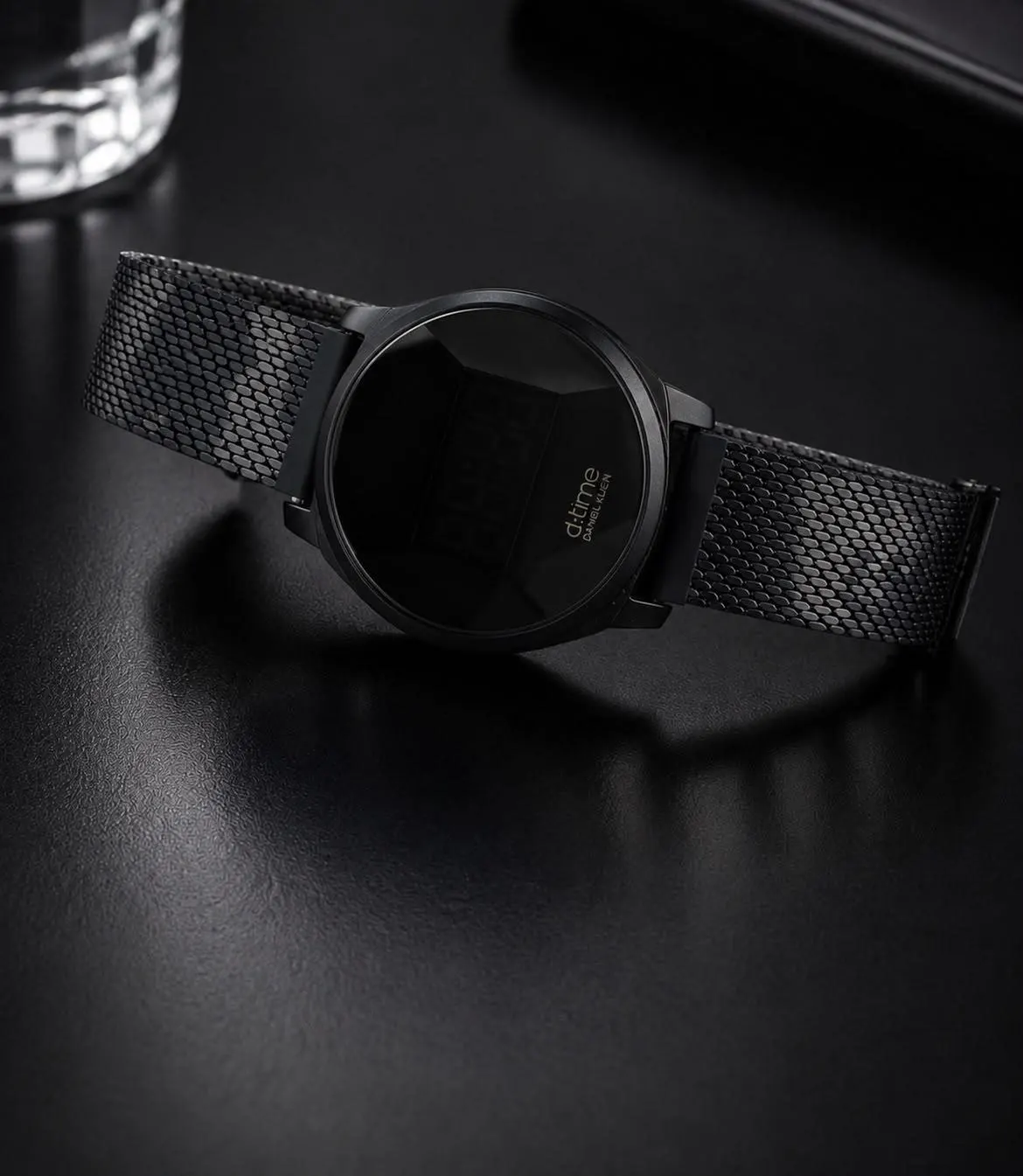 Dijital Led Dokunmatik Ekranlı Suya Dayanıklı 2 Yıl Garantili 3 ATM Unisex Kol Saati VS.BLKT.1108