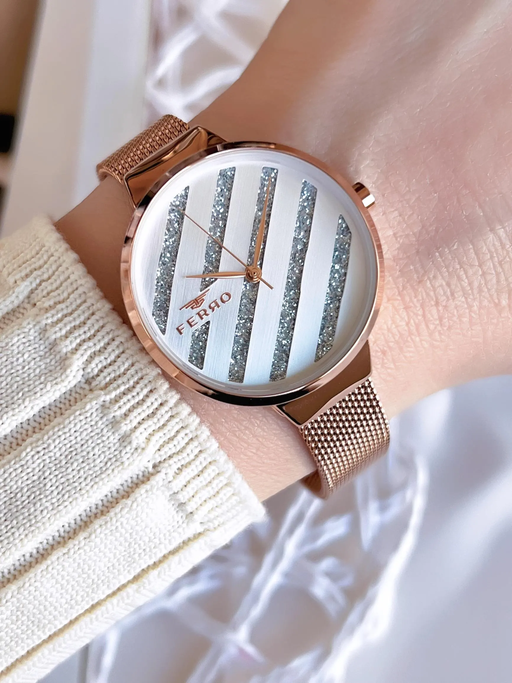 Ferro Hasır Kordonlu Rose Gold Kararmaz Renk Atmaz 3 Atm  Özel Tasarım Kadın Kol Saat BF21153CWT-C