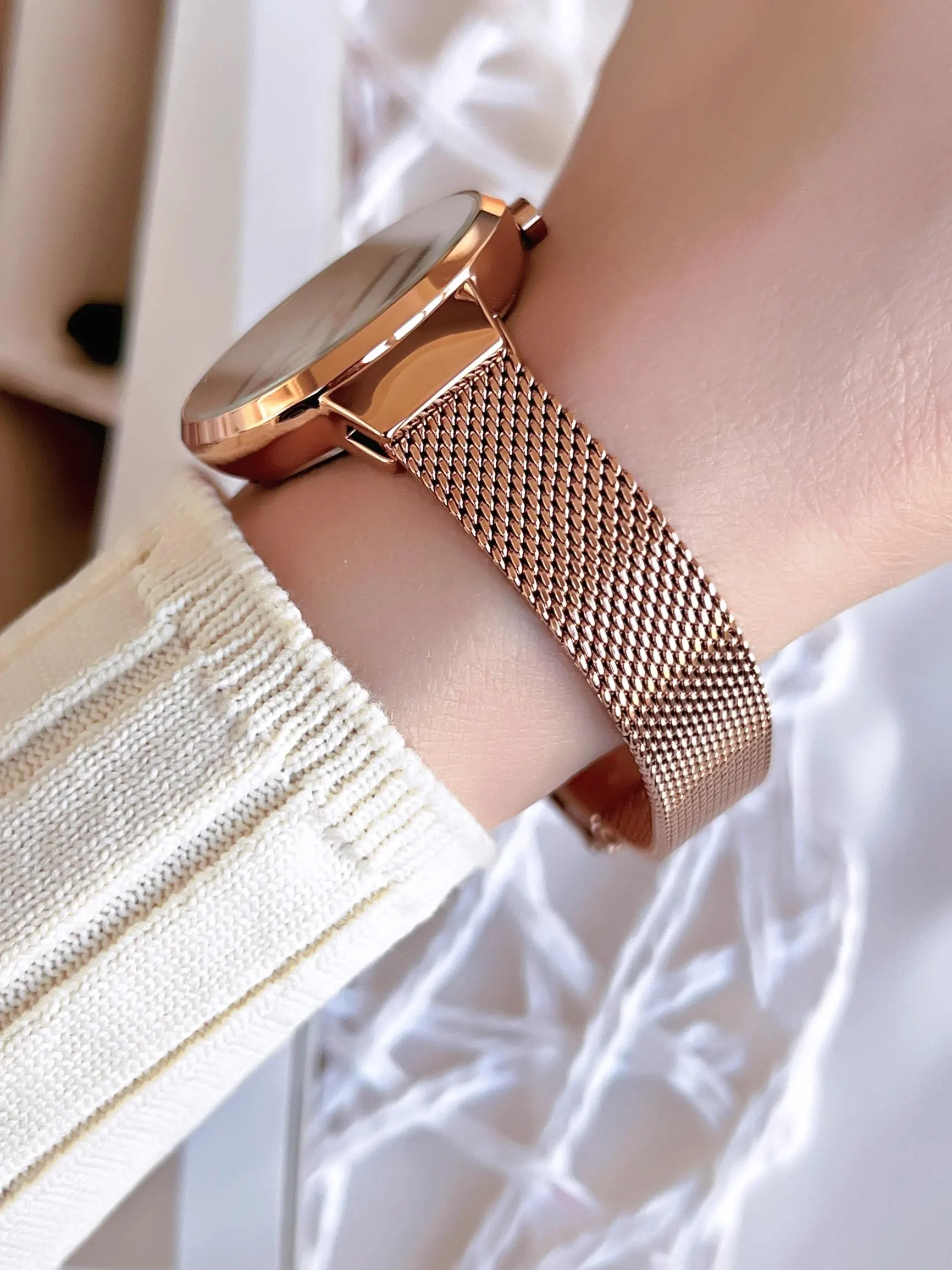 Ferro Hasır Kordonlu Rose Gold Kararmaz Renk Atmaz 3 Atm  Özel Tasarım Kadın Kol Saat BF21153CWT-C