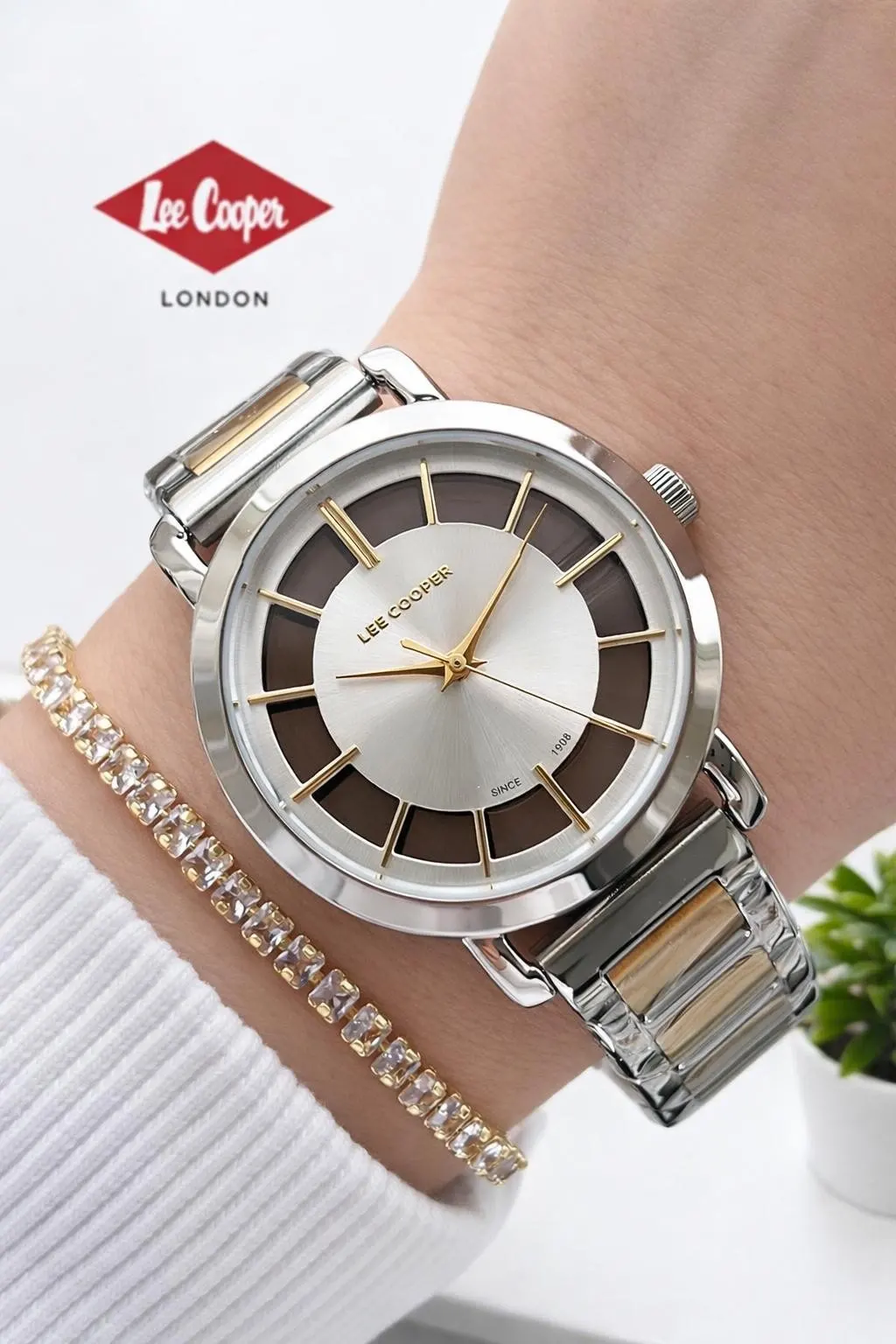 Lee Cooper Çelik Kordonlu 3 Atm Suya Dayanıklı 2 Yıl Garantili Kadın Kol Saati BFF.08037.330