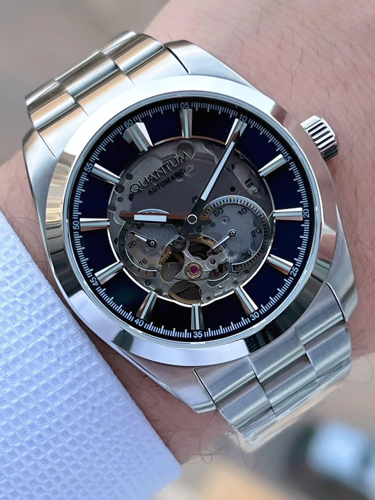 Quantum Otomatik Mekanizma Sapphire Cizilmez Cam Çelik Kordon 10 Atm Erkek Kol Saat EMG.1132.390