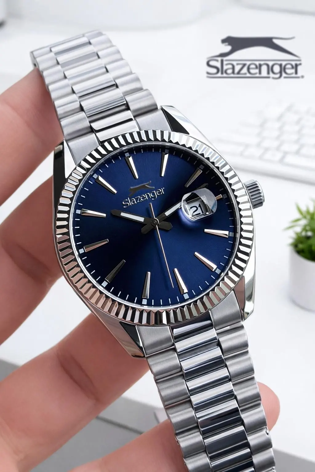 Slazenger İtalyan Tasarım Bileklik Hediyeli 2 Yıl Garantili 10 Atm Çelik Erkek Kol Saat ESL2583E390