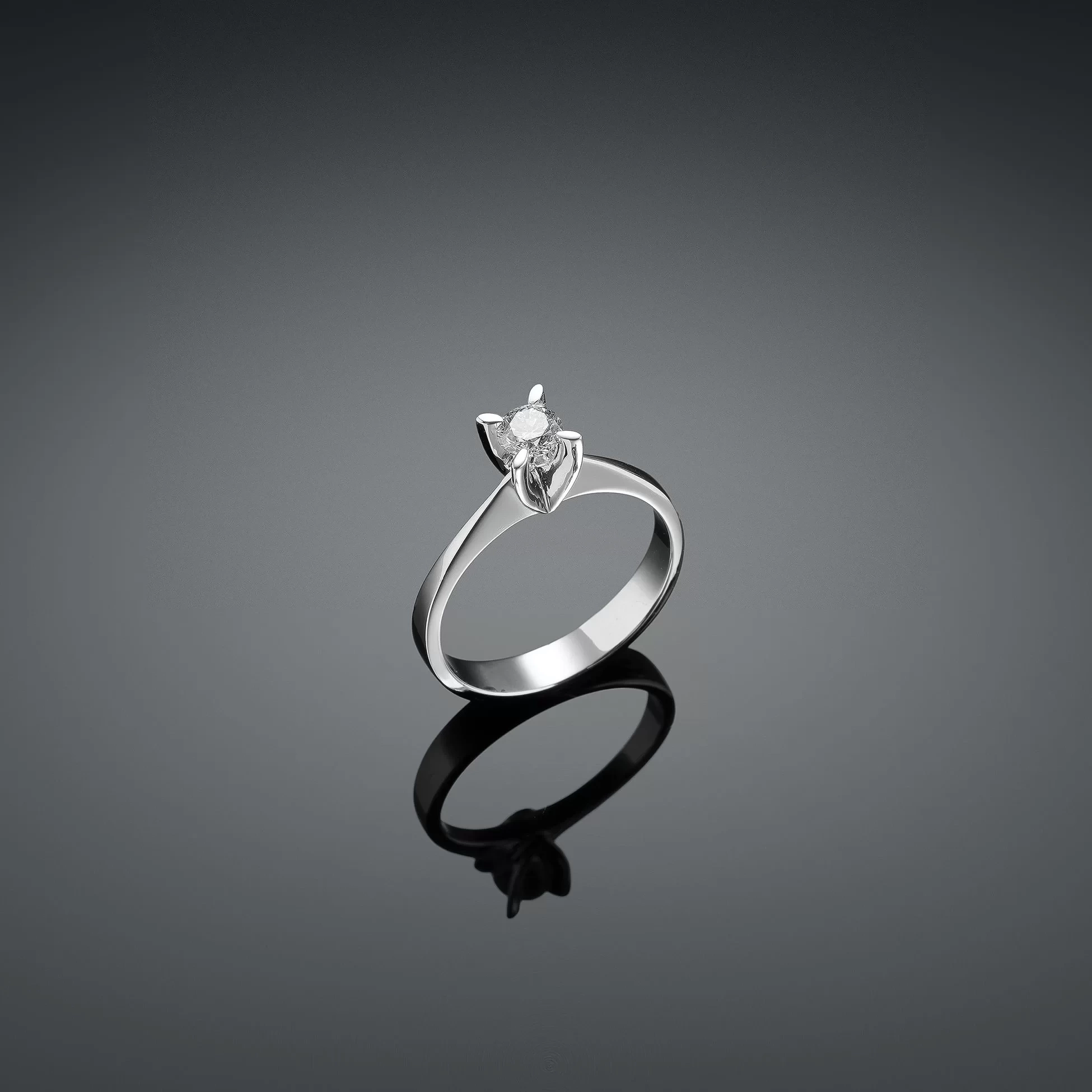 0.33 Ct. Pırlanta Yüksek