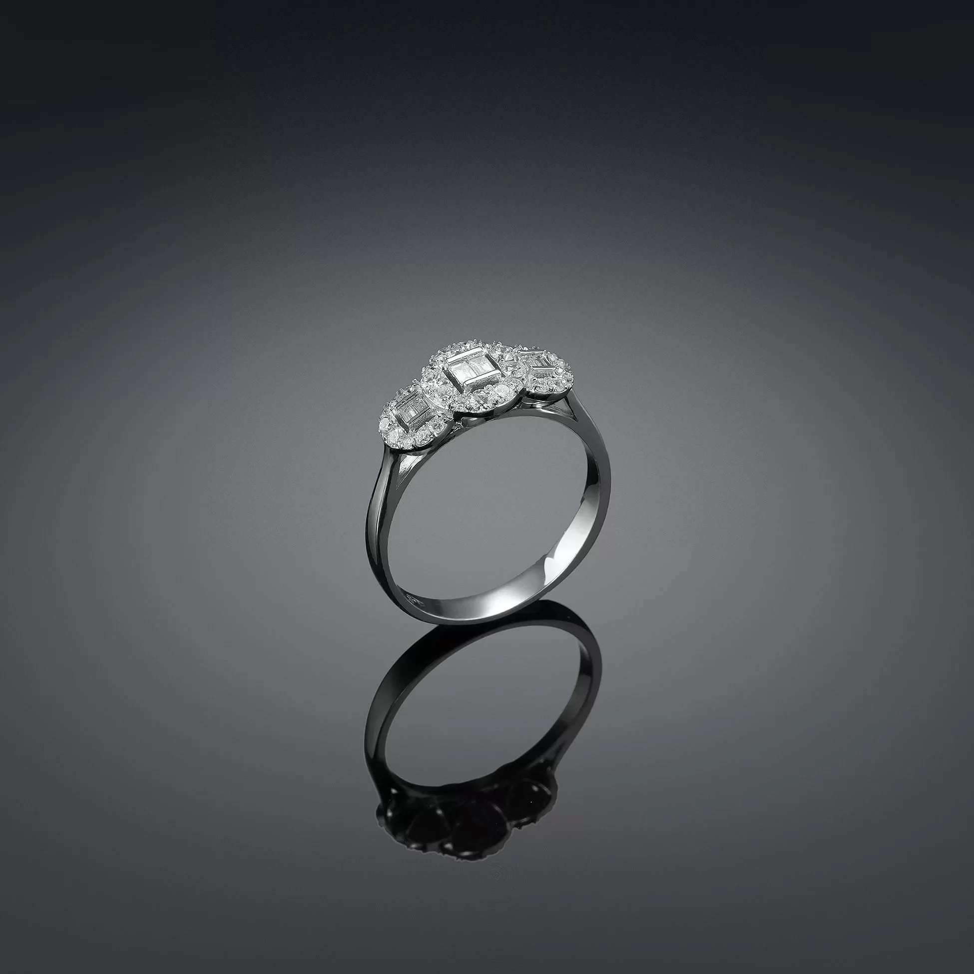 0.45 Ct. Pırlanta Yüzük