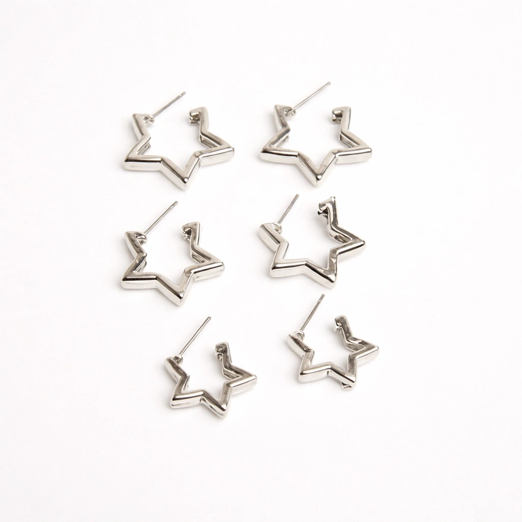 Yıldız Tasarımlı Unısex Gümüş Renkli 3 Boy 3lü Küpe Seti