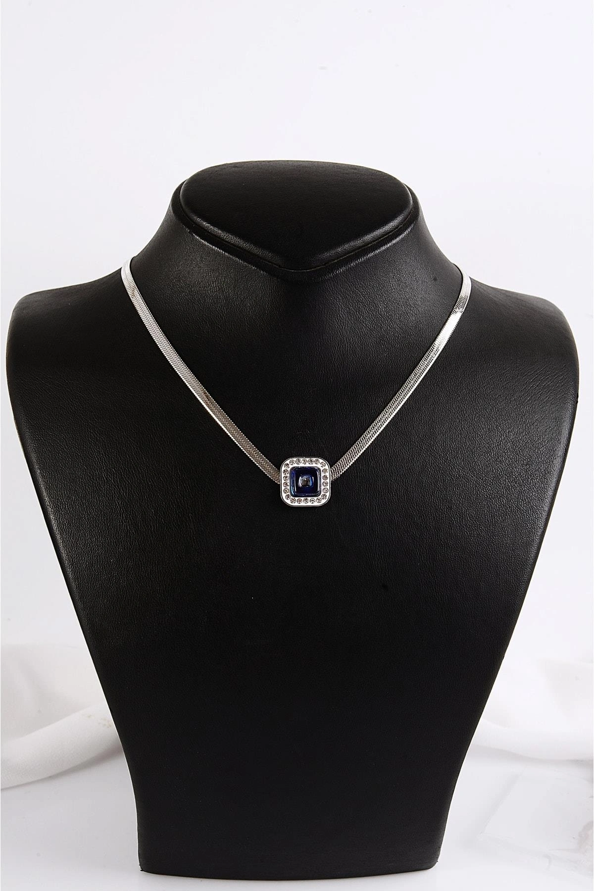 Çelik Özel Tasarımlı Zirkon Taşlı Gold ve Gümüş Renkleri Çelik Kolye