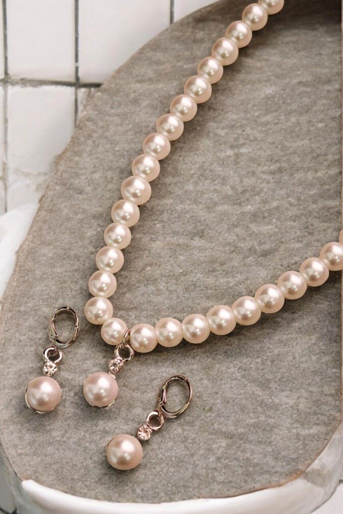 Beyaz İnci Tasarımlı Kolye Küpe Takı Seti