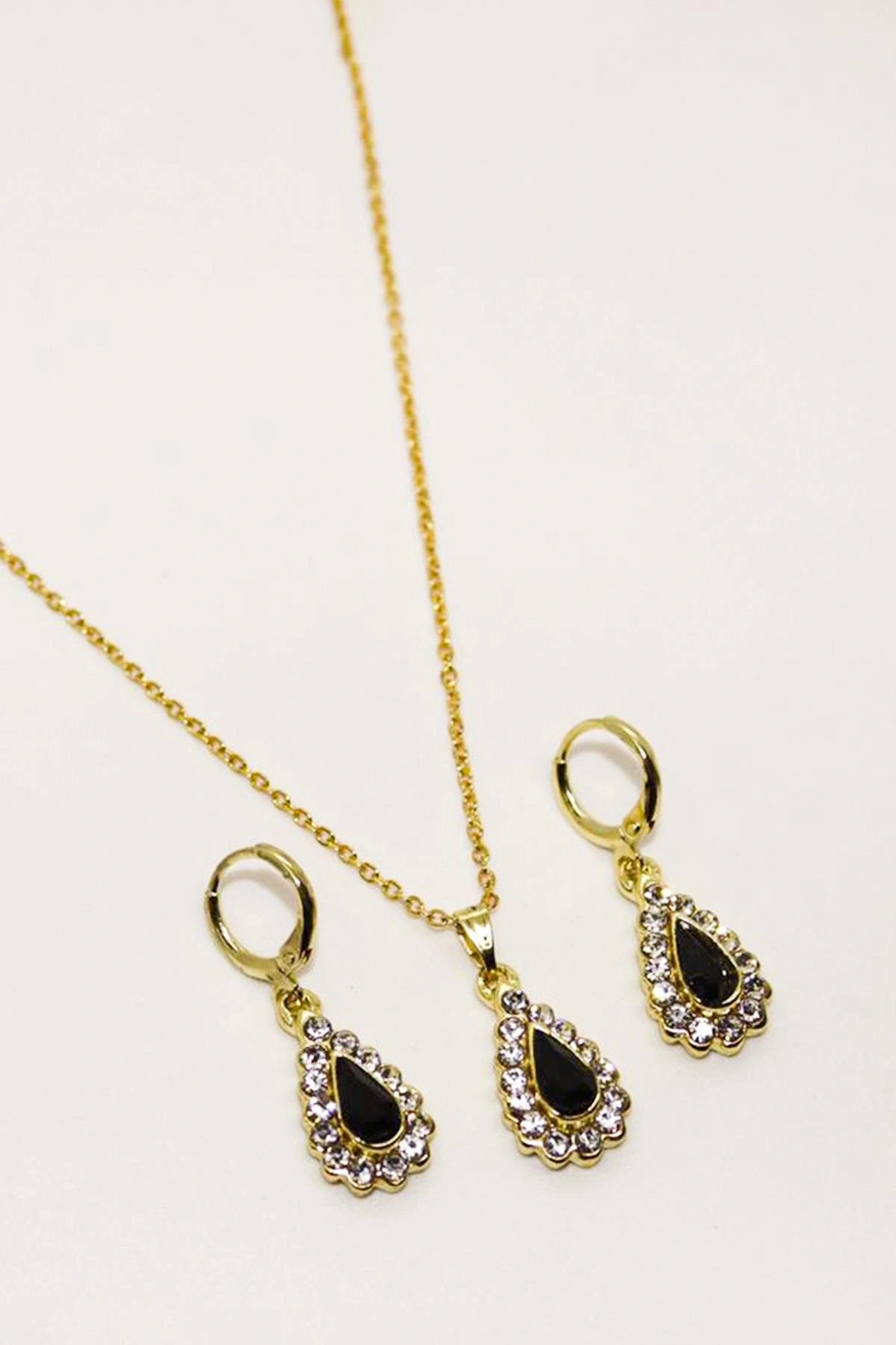 Damla Tasarımlı Kolye Küpe Takım Seti