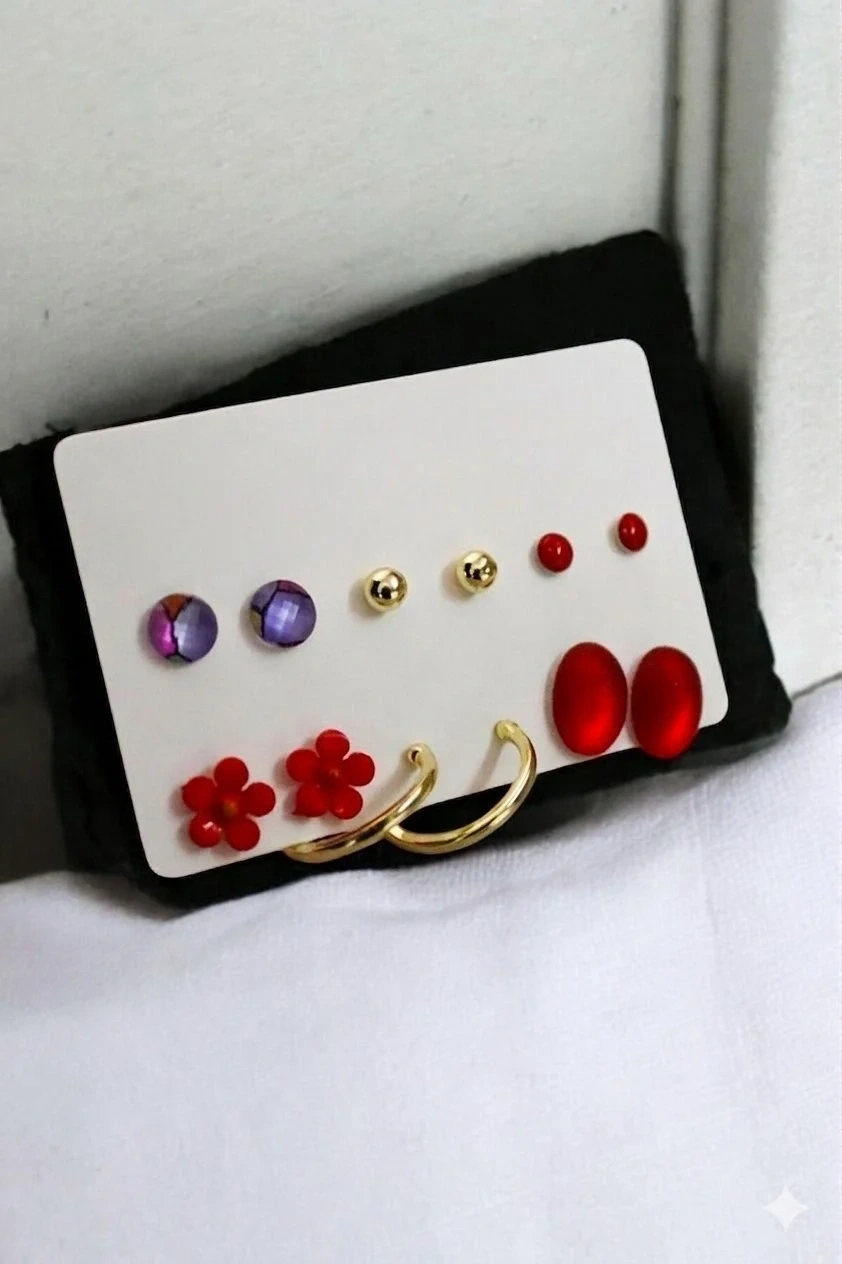 Halka Papatya Rengarek Küpe Tasarımlı Top ve Tektaşlı 6lı Kırmızı Küpe Seti