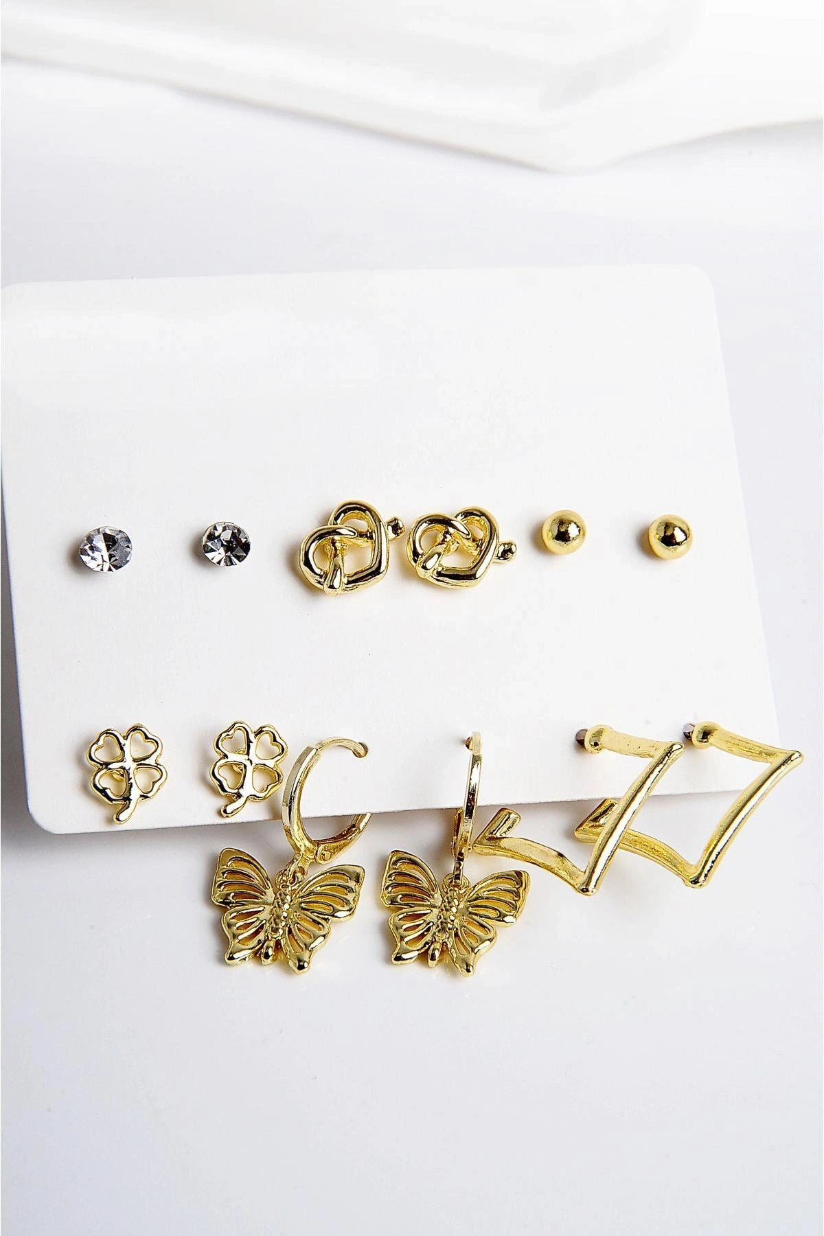 Kelebek Kalp ve Yonca Figürlü Gold Renkli Halka Tektaş ve Top Küpeli 6lı Unisex Küpe Seti